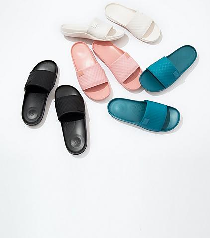 what stores sell fitflops