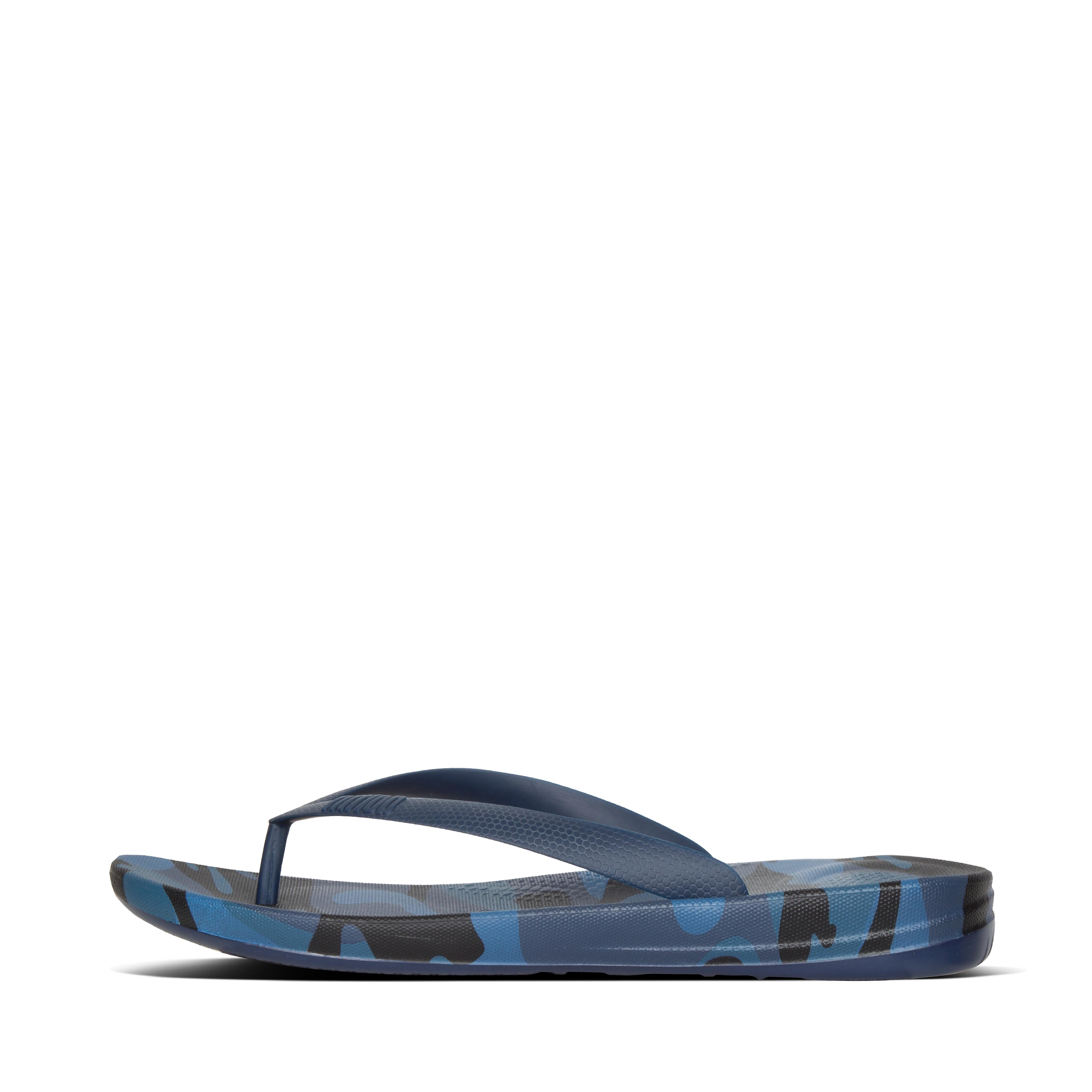 Mens IQUSHION Rubber Flip-Flops | FitFlop CA