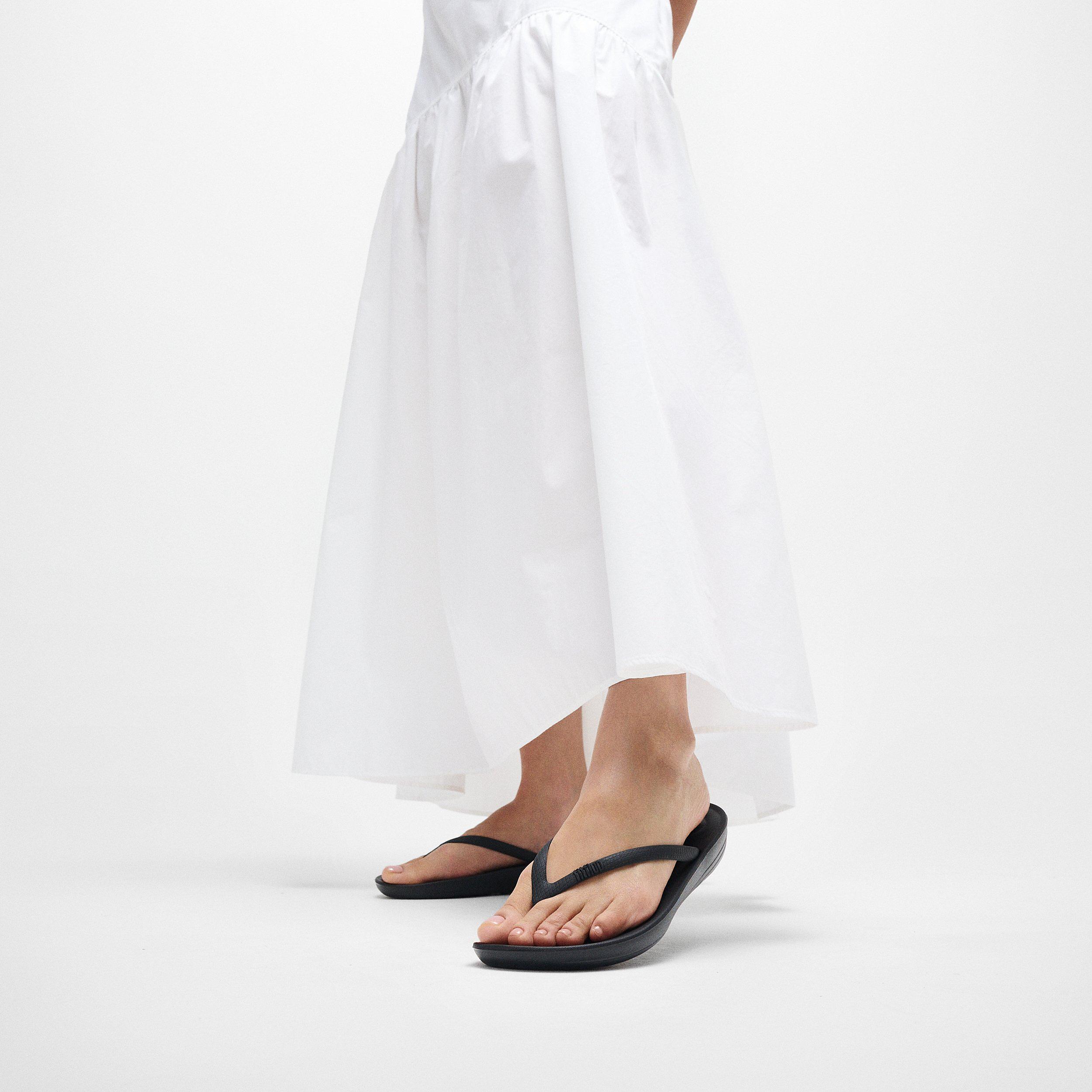 fitflop ergonomic flip flops