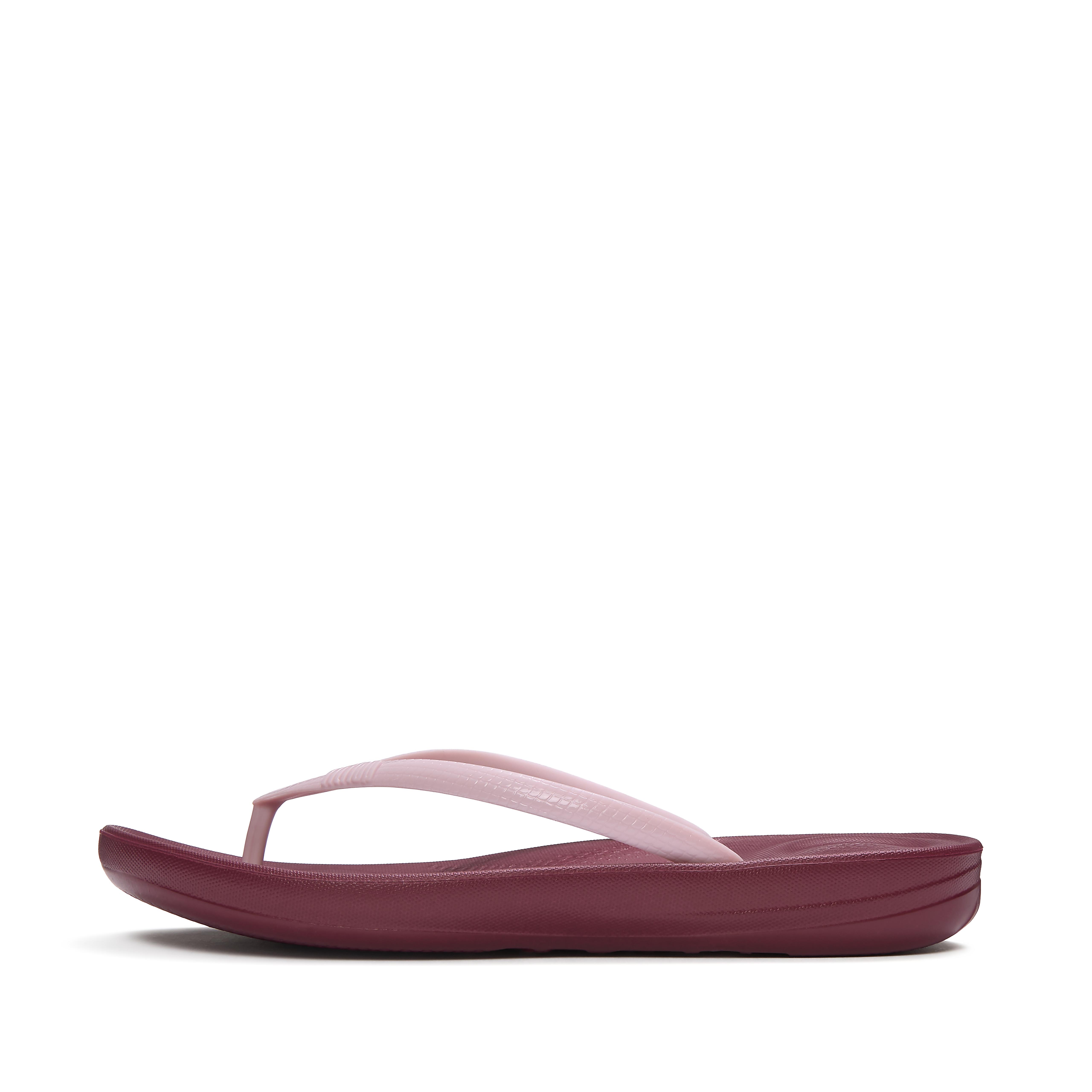 IQUSHION Ergonomic Flip-Flops