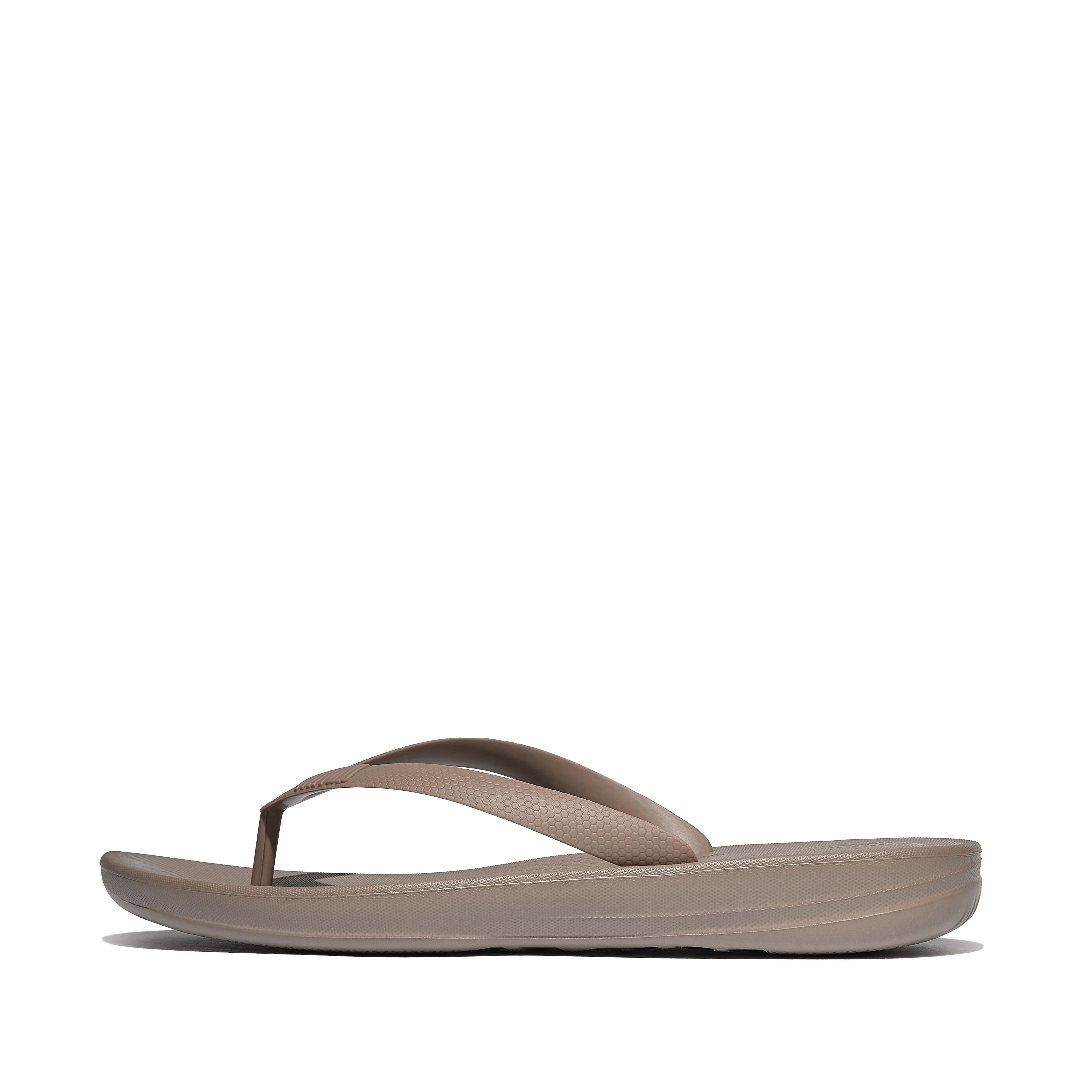 IQUSHION Mens Ergonomic Flip-Flops Snake-Embossed Rubber (TPU)