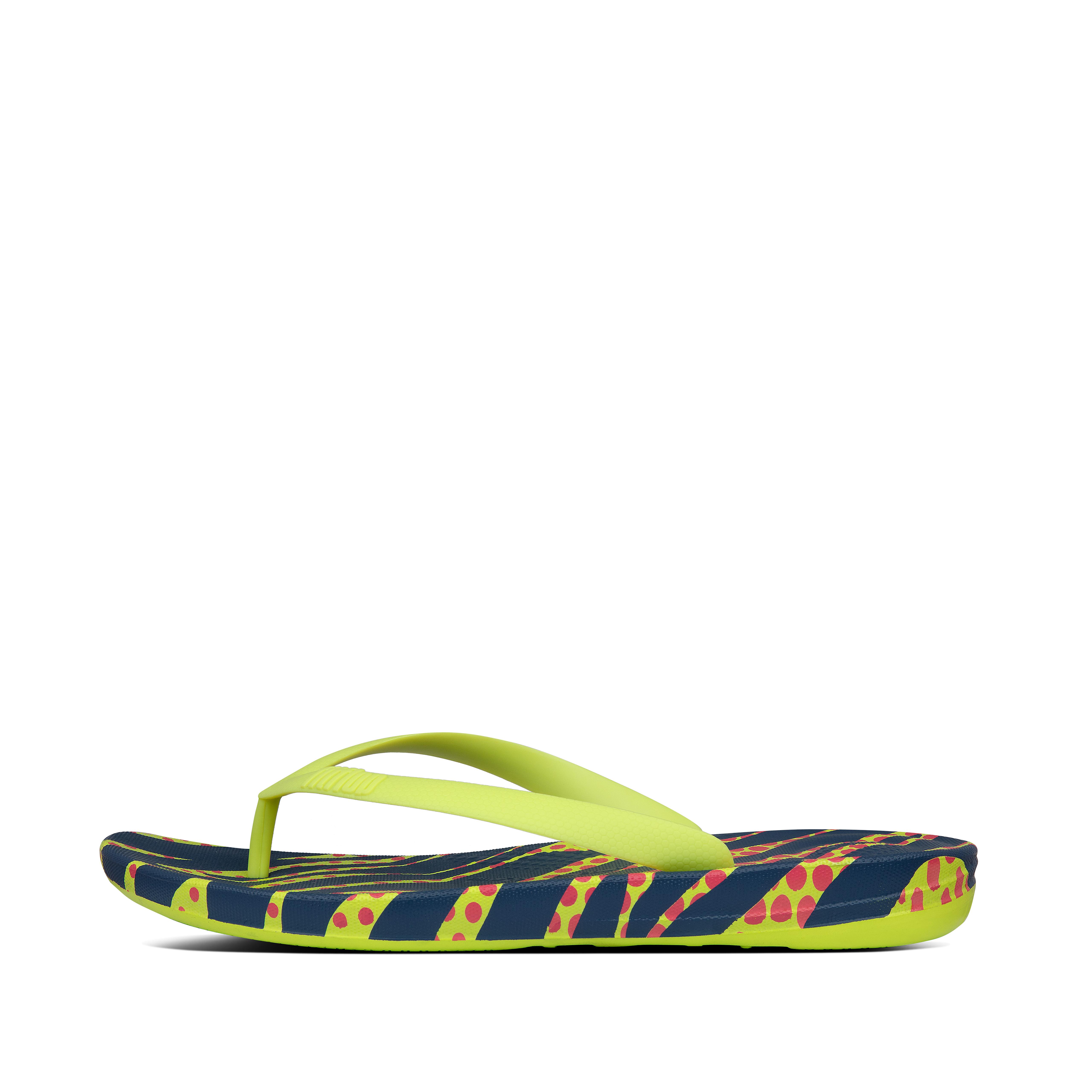 Mens Iqushion Rubber Flip-Flops | FitFlop US