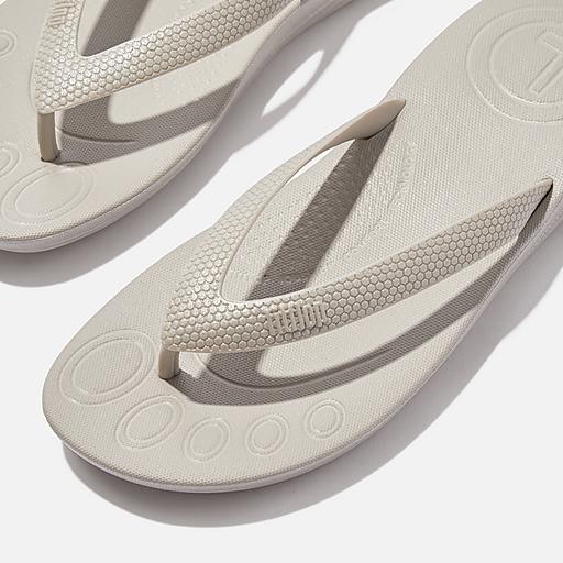Kids Iqushion-Kids Rubber Flip-Flops | FitFlop US Kids Iqushion-Kids Rubber Flip-Flops | FitFlop US