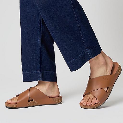 Men's Iqushion Leather Flip-Flops | FitFlop US