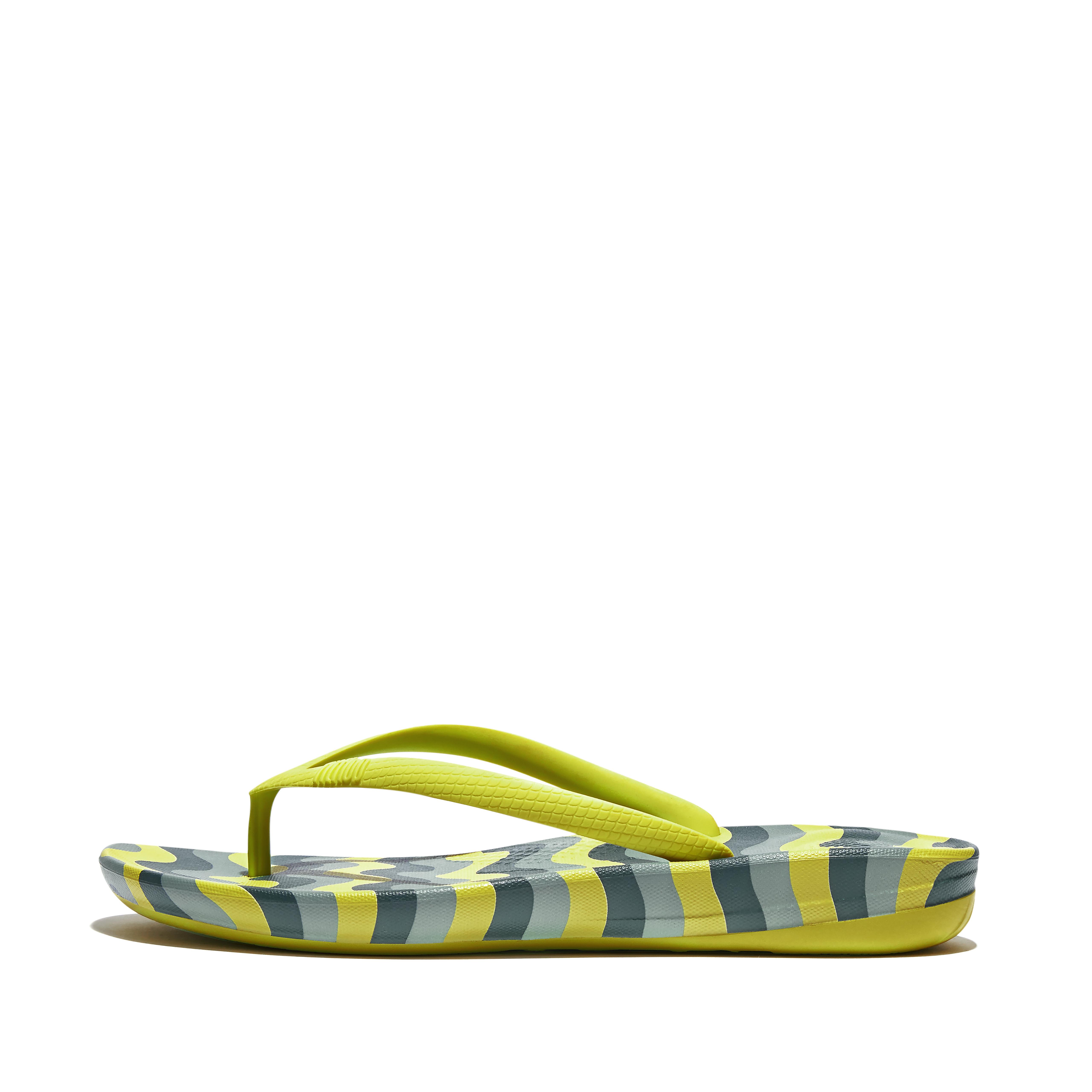Women's Iqushion Snake-Embossed-Rubber-Tpu Flip-Flops | FitFlop US