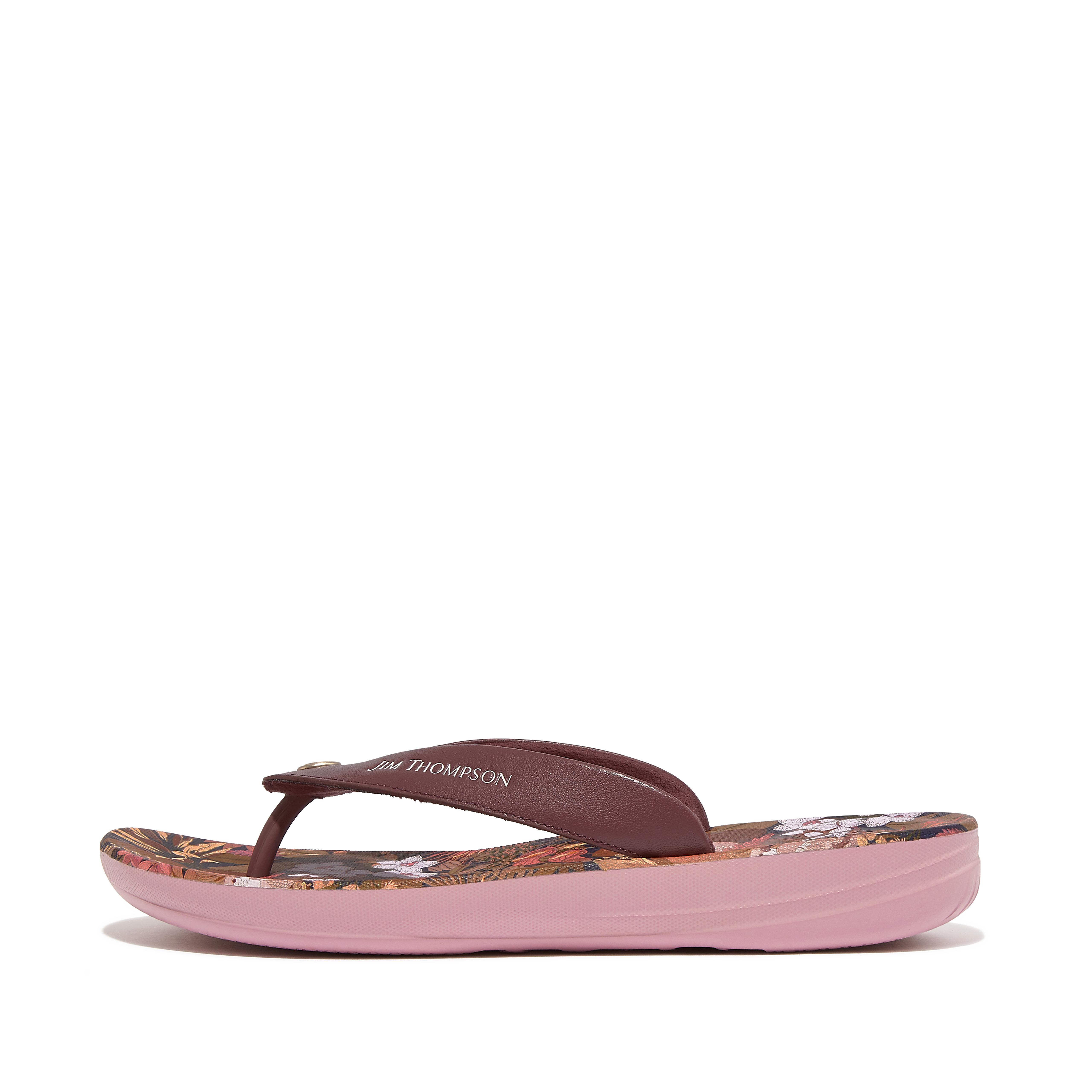 Women IQUSHION X Jim Thompson Limited-Edition Leather Flip-Flops, Outlet