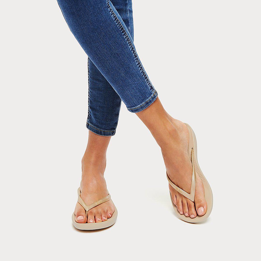 gloria vanderbilt claudette women's ankle boots