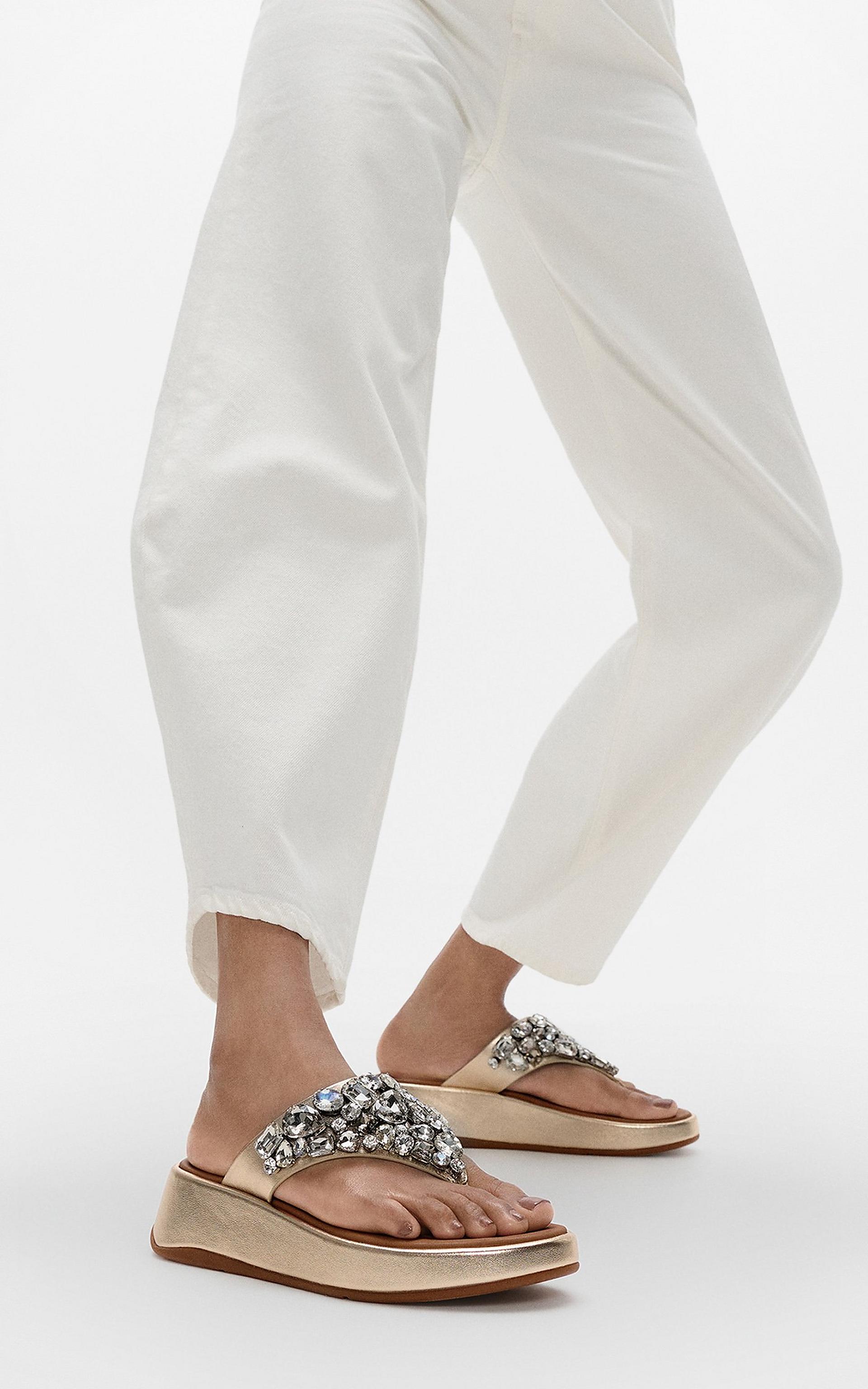 F-MODE Jewel-Deluxe Metallic-Leather Flatform Toe-Post Sandals
