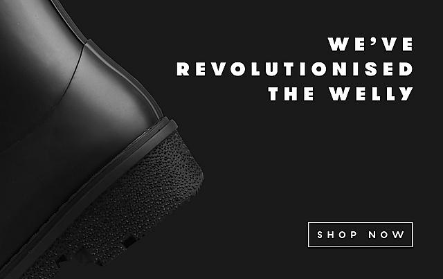 Revolutionising Wellies.  Fitflop Welly Boot in red. 