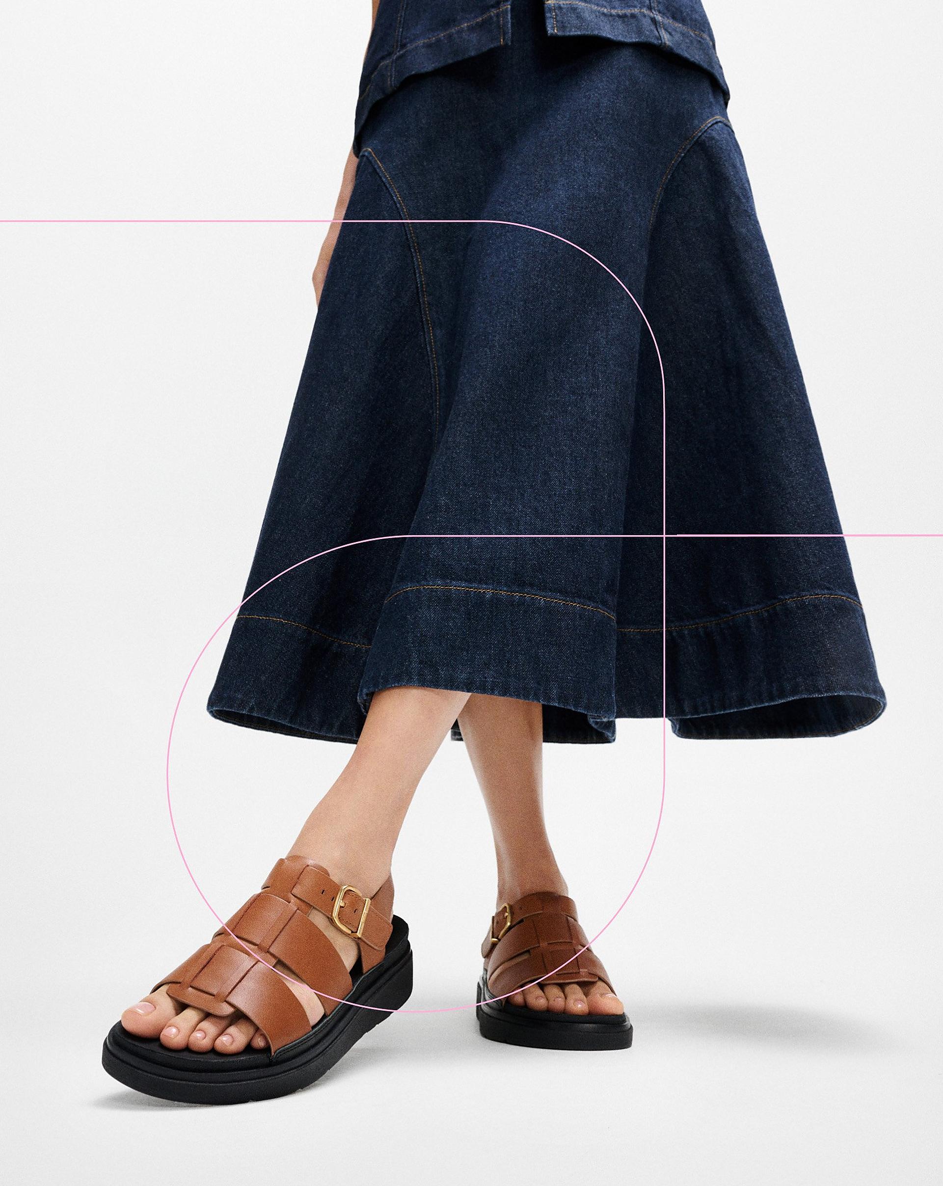 Woman Wearing Gen FF Fisherman Sandals