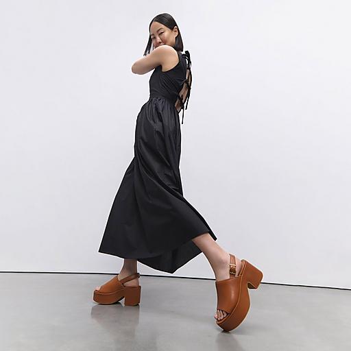 【新品未使用】FitFlop サボ　バックルストラップ　レザー　ブラウン　US6 Amazon | FitFlop レディース サーフアジャスタブルレザーバック