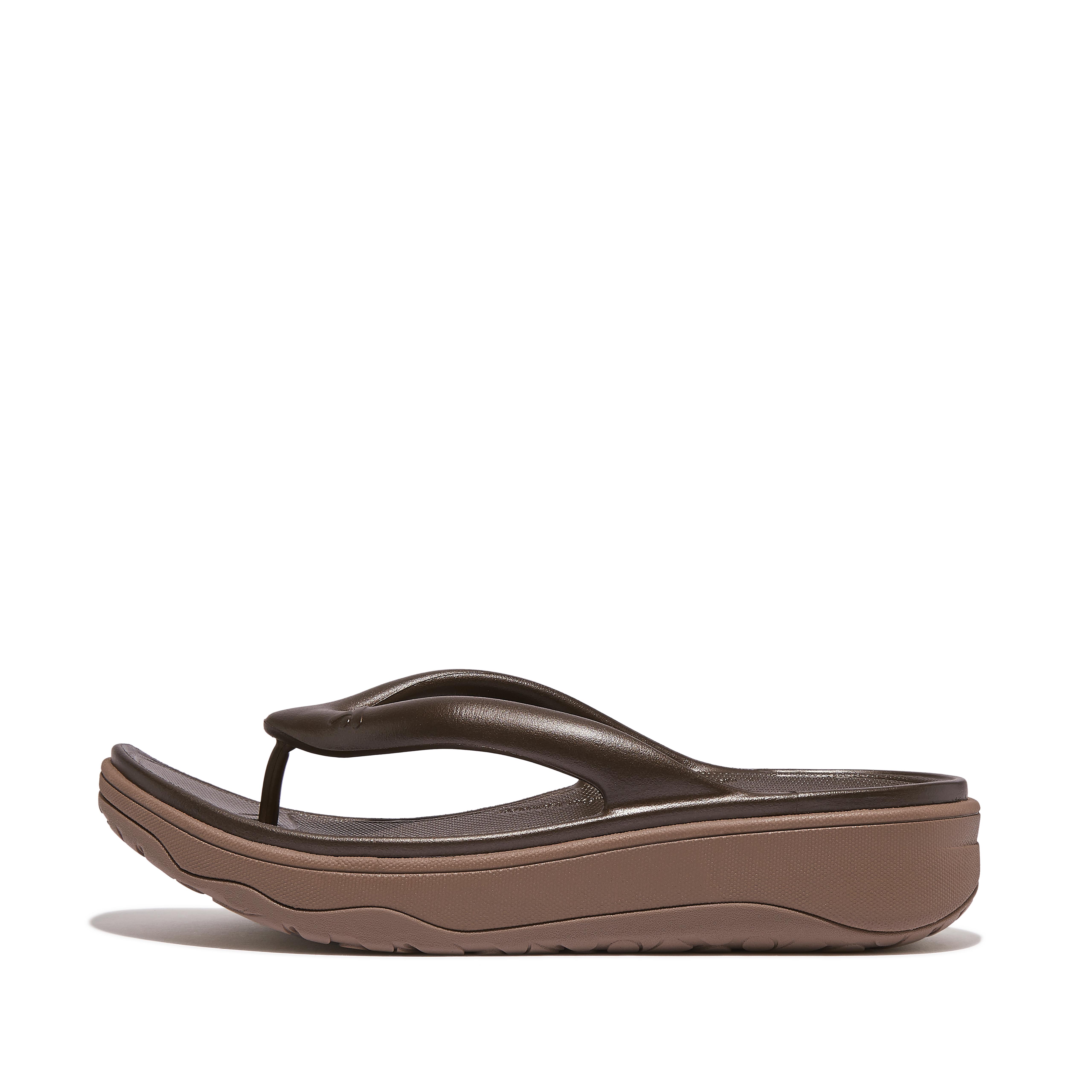 FitFlop RELIEFF Metallic Recovery Toe-Post Sandals Eva/Tpu, Full Price, Bronze, Size: US 5