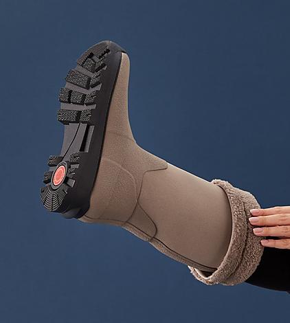 fitflop waterproof walking boots
