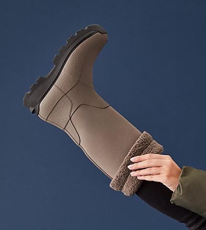 fitflop waterproof walking boots