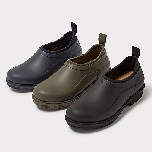 Slip on sales rubber clogs