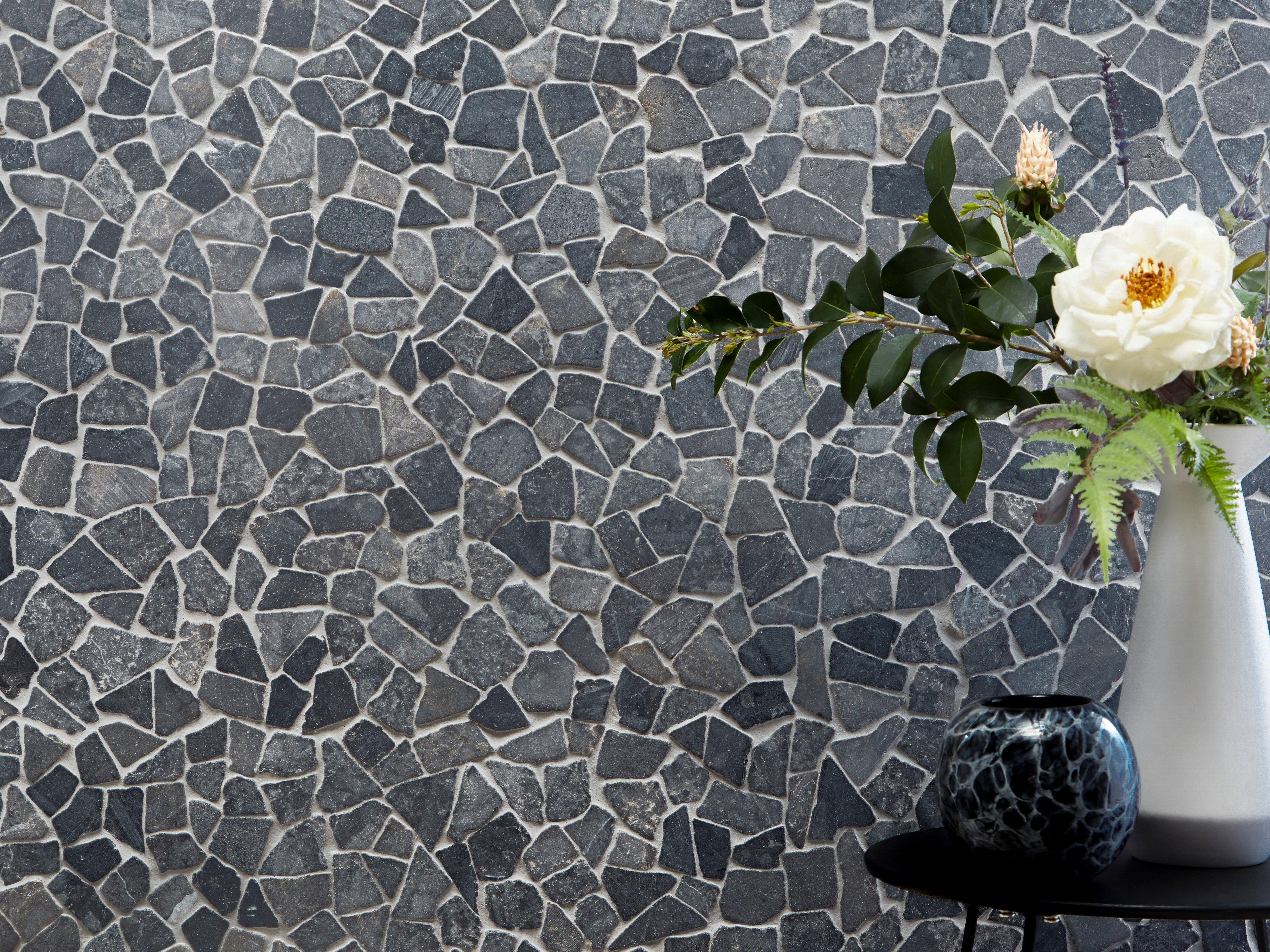 Solo River Gray Pebble Mosaic