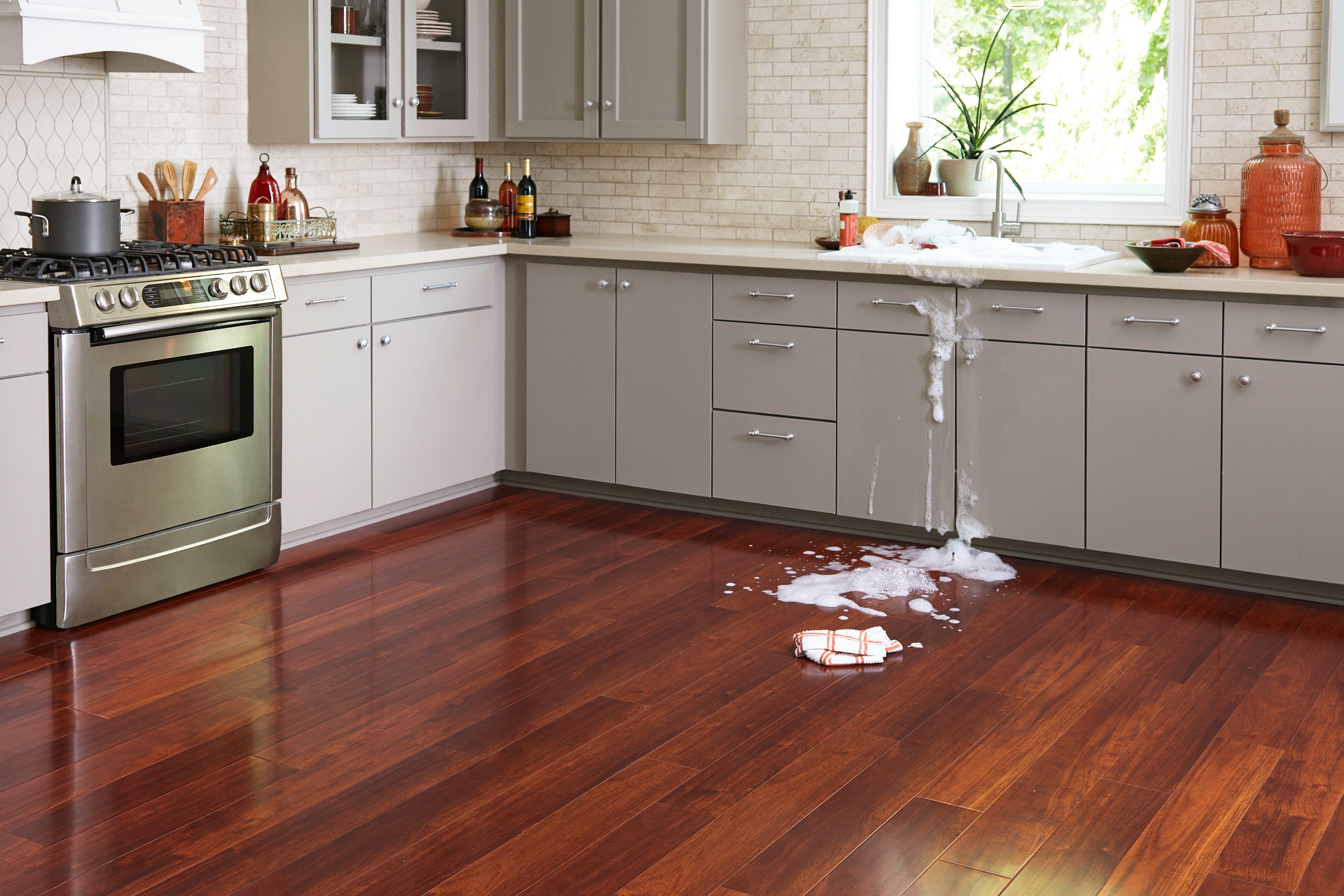 Cherry High-Gloss Water-Resistant Laminate