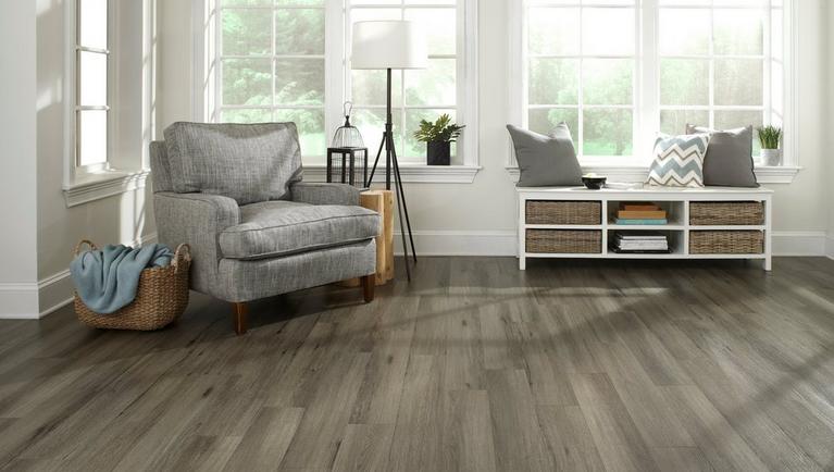 Buying Guide: How To Shop For Luxury Vinyl Plank Buying Guide: How To Shop For Luxury Vinyl Plank