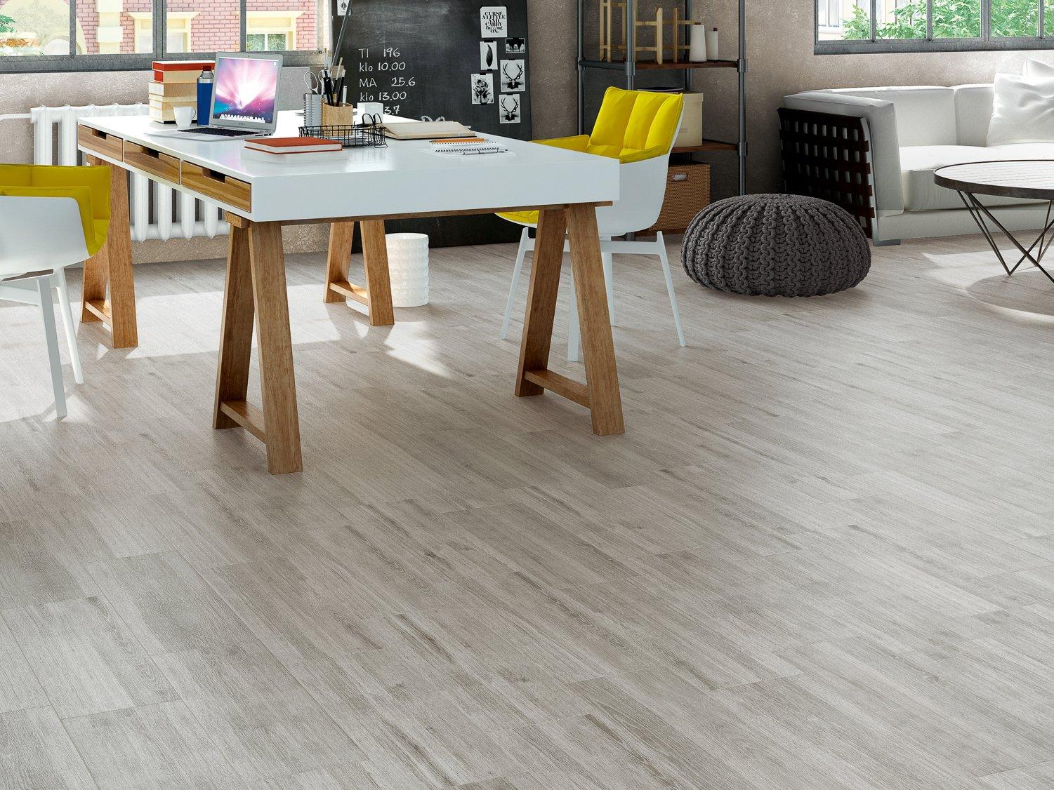 Ronne Gris Wood Plank Ceramic Tile