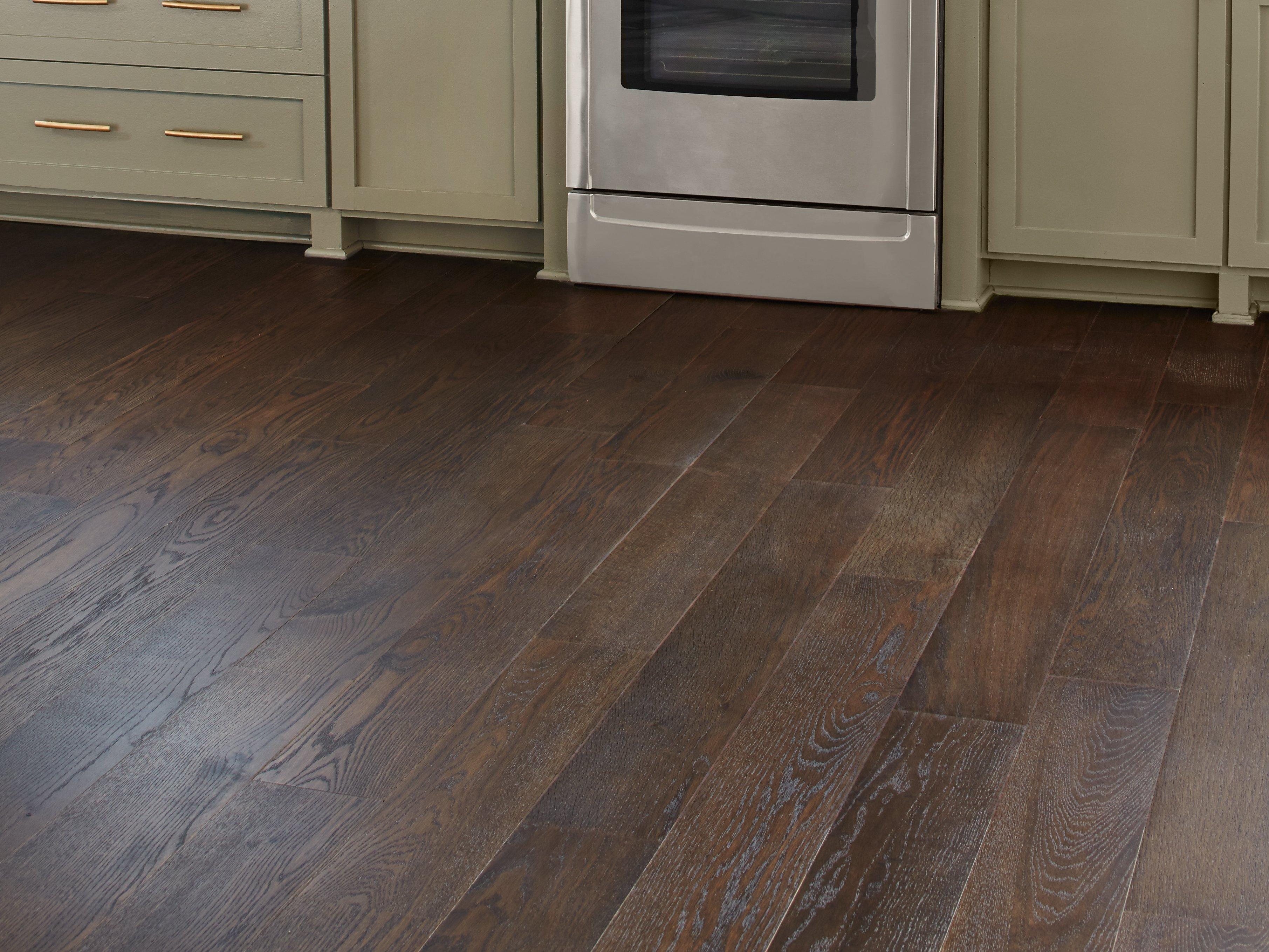 Brushed Grey Oak Wire-Brushed Water Resistant Engineered Hardwood