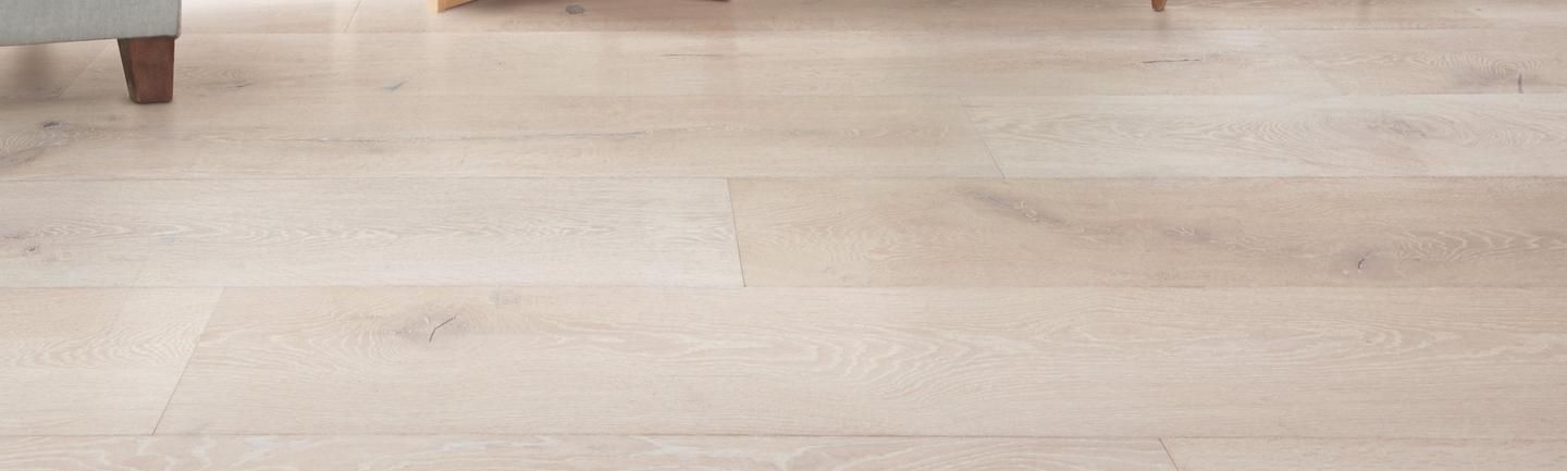 are engineered hardwood floors good for dogs