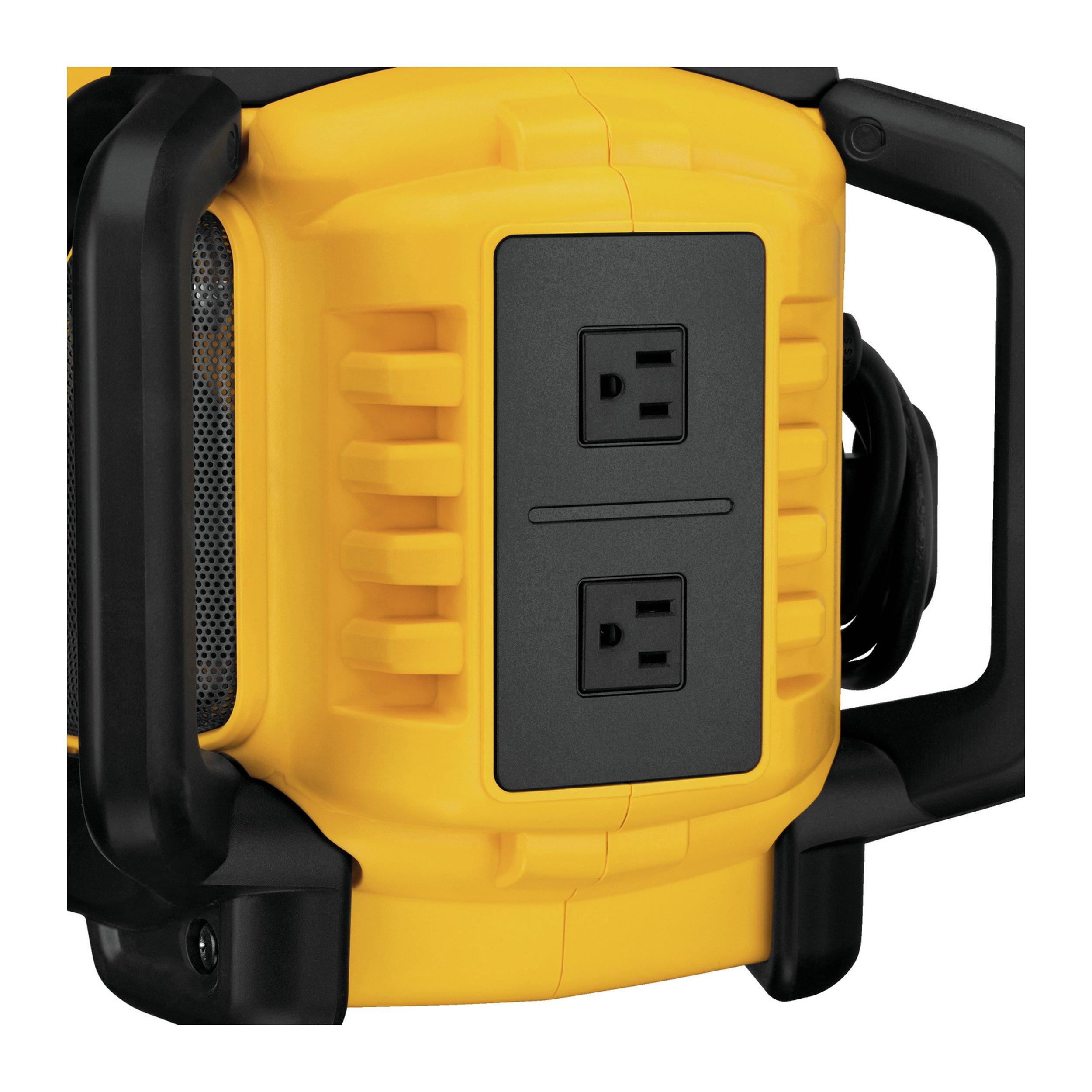 Dewalt Bluetooth Radio and Charger Floor and Decor