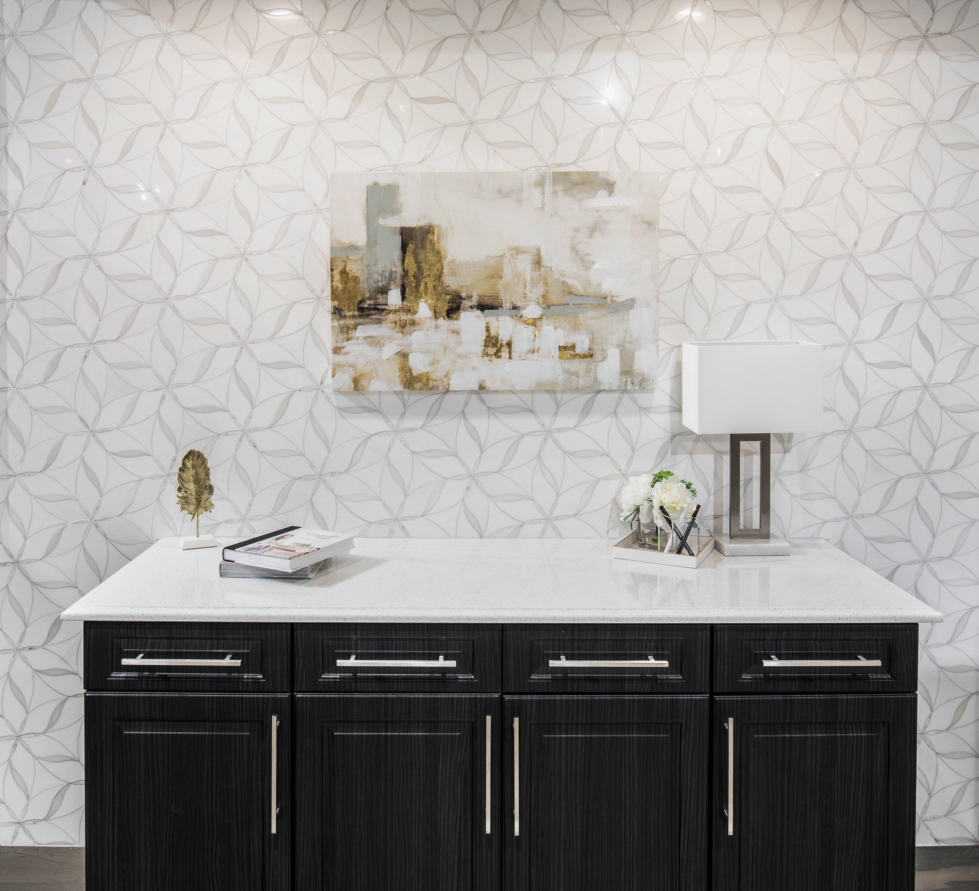 Leilani Thassos Mother of Pearl Waterjet Marble Mosaic