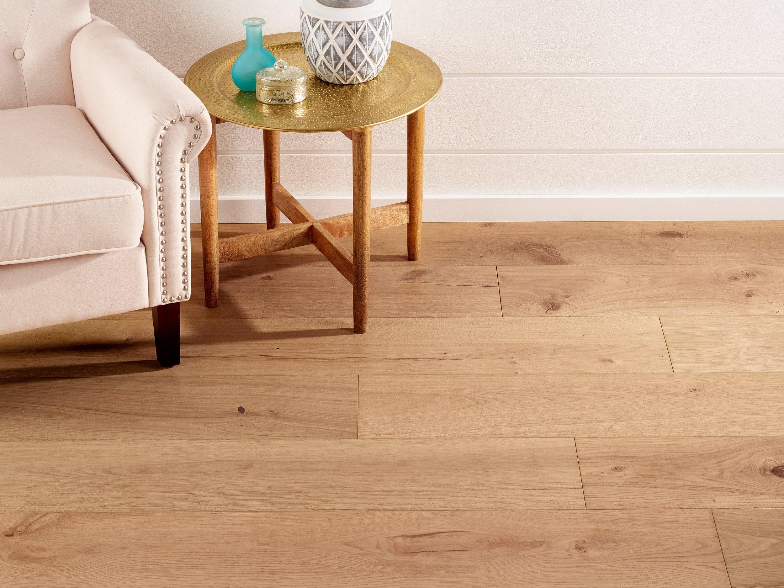 Cheshire White Oak Wire-Brushed Sawn Engineered Hardwood Cheshire White Oak Wire-Brushed Sawn Engineered Hardwood
