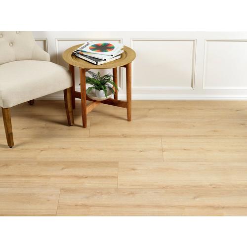 Golden Root Oak Water Resistant Laminate 8mm 100898550 Floor And Decor