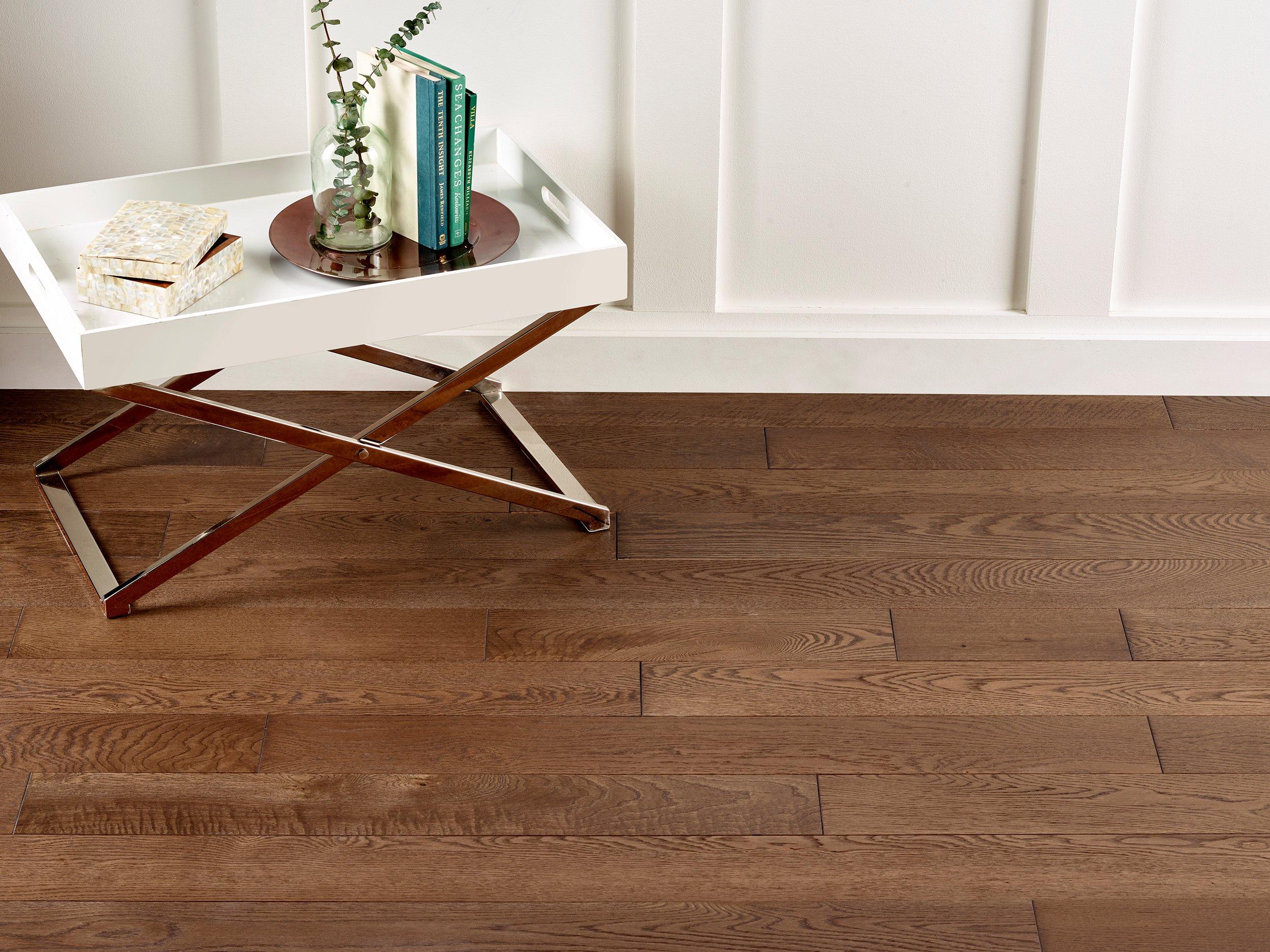 Kincade White Oak Wire-Brushed Solid Hardwood