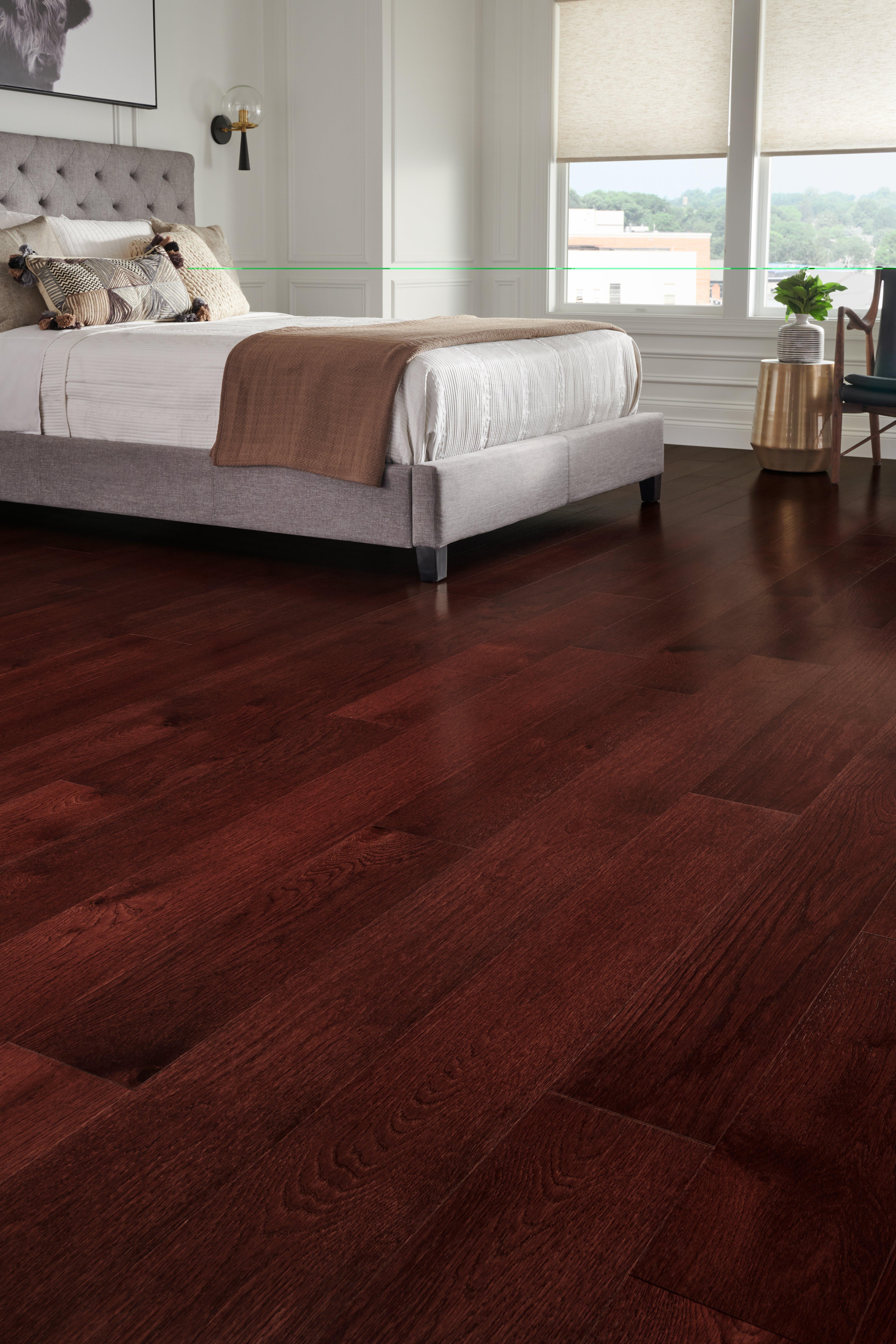 Winston White Oak Wire Brushed Engineered Hardwood