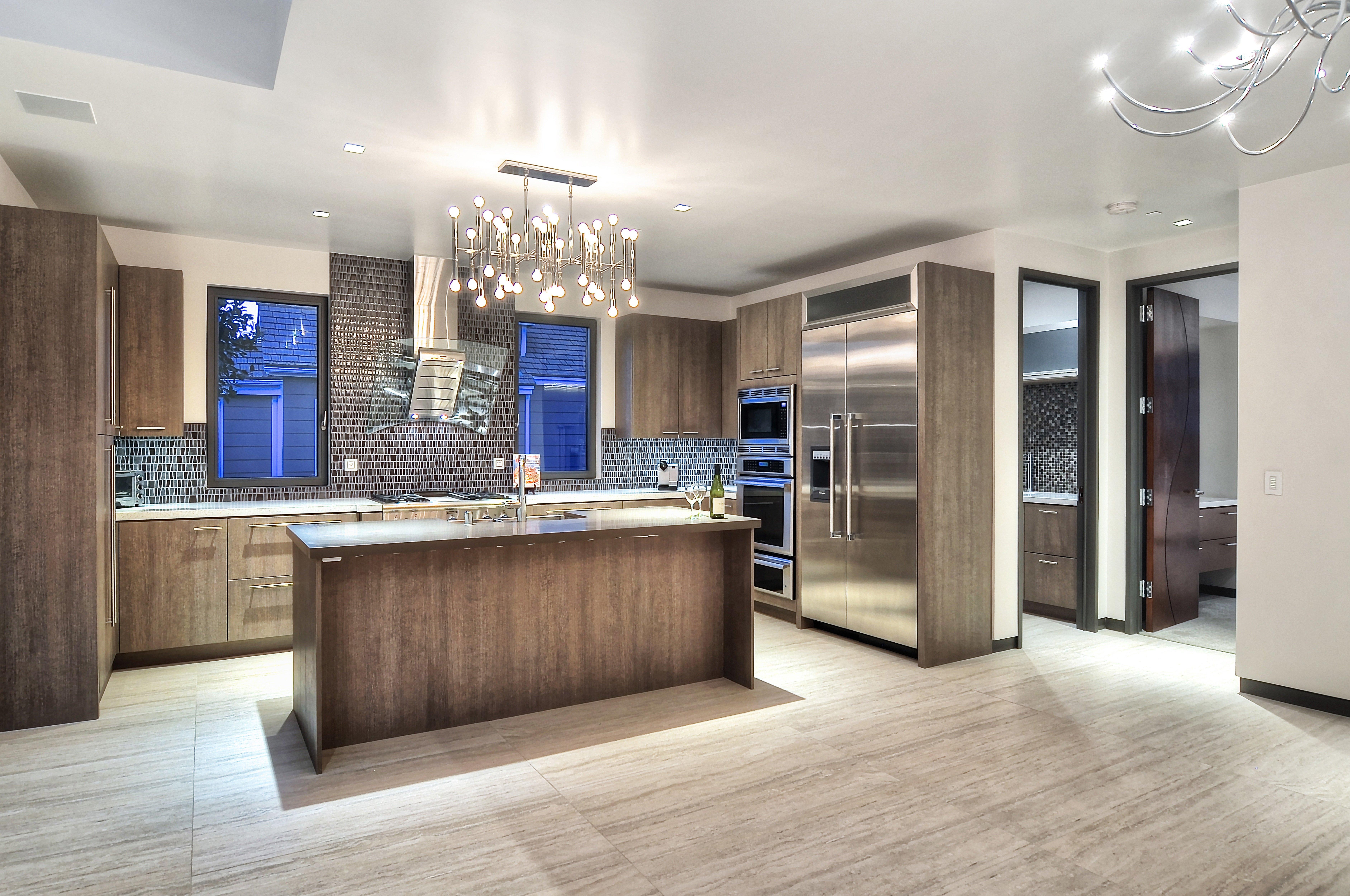Argento Al Contro Porcelain TIle