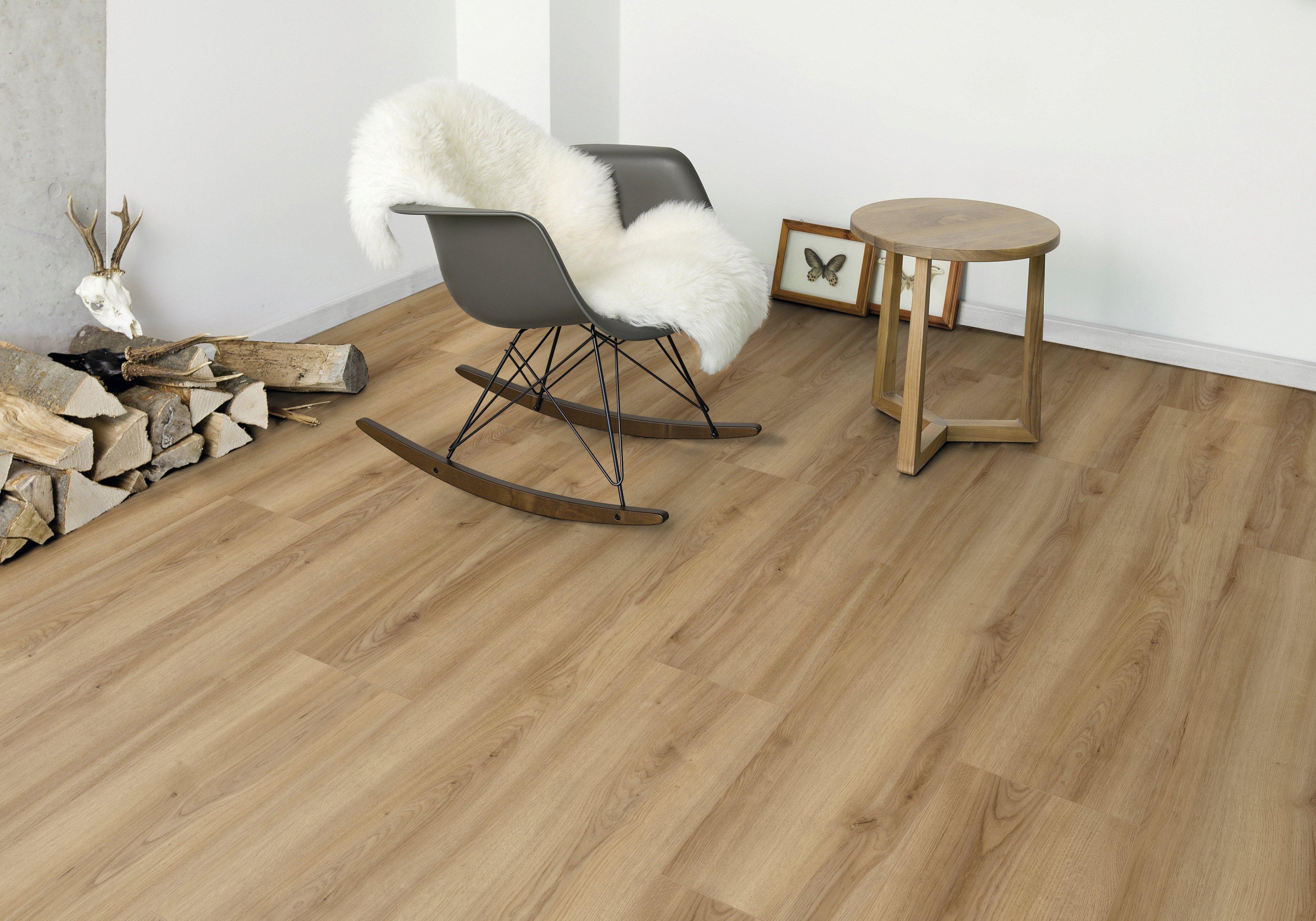 Eagle Trace Water-Resistant Laminate Plank