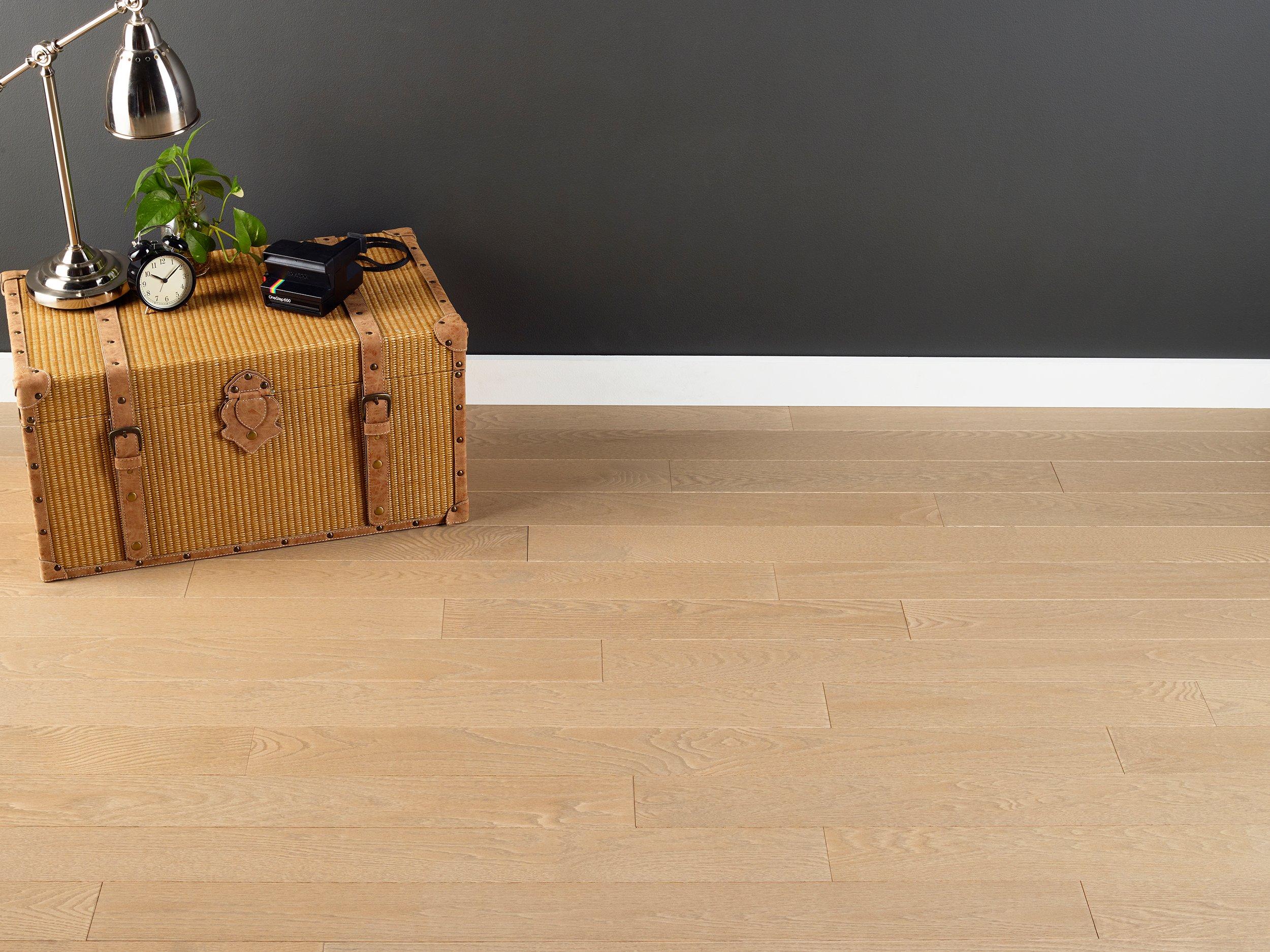 Pure Genius Piedmont Red Oak Smooth Solid Hardwood