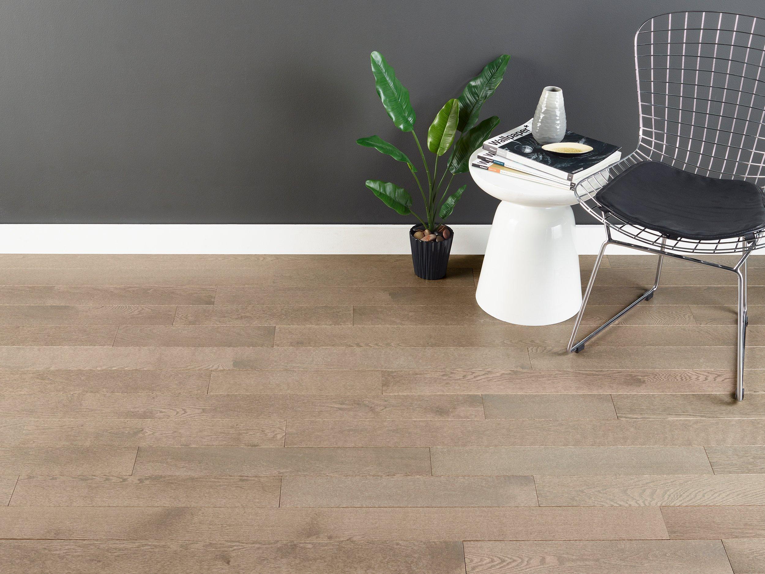 Pure Genius Kenworth Red Oak Smooth Solid Hardwood