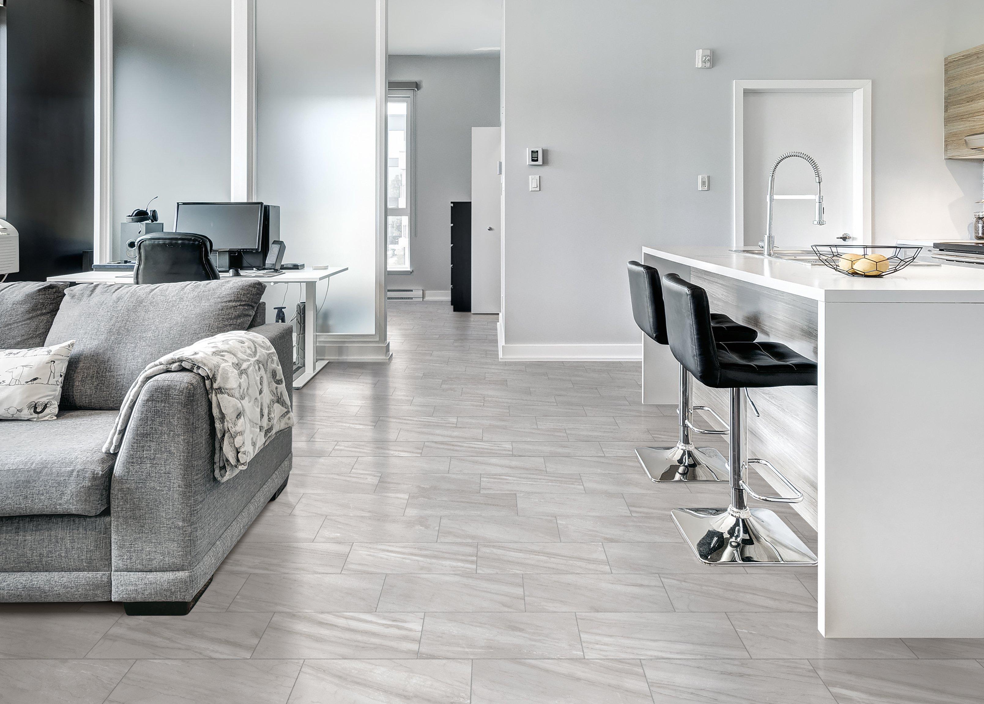Silver floor clearance