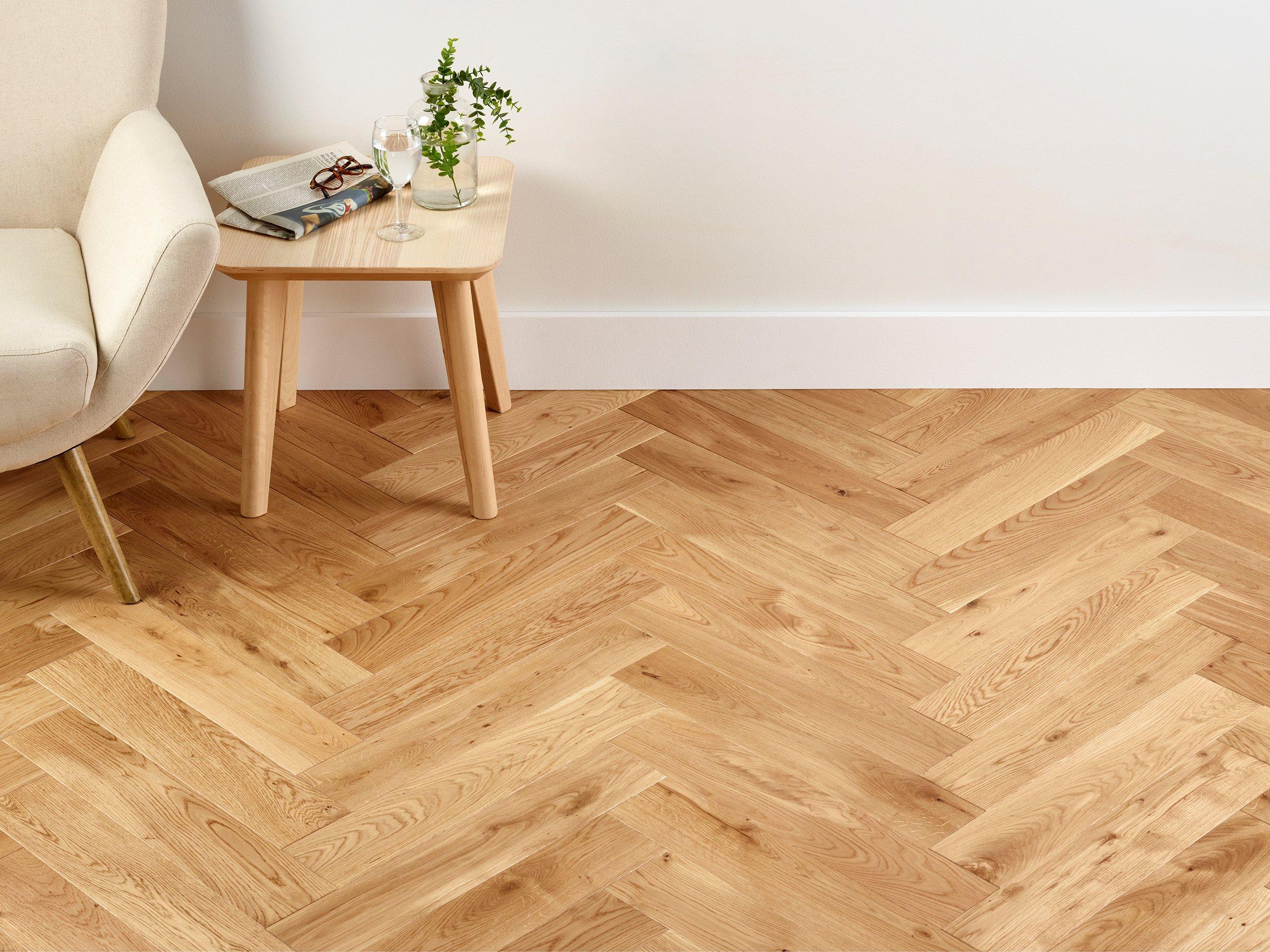 Herringbone Wood Round Board