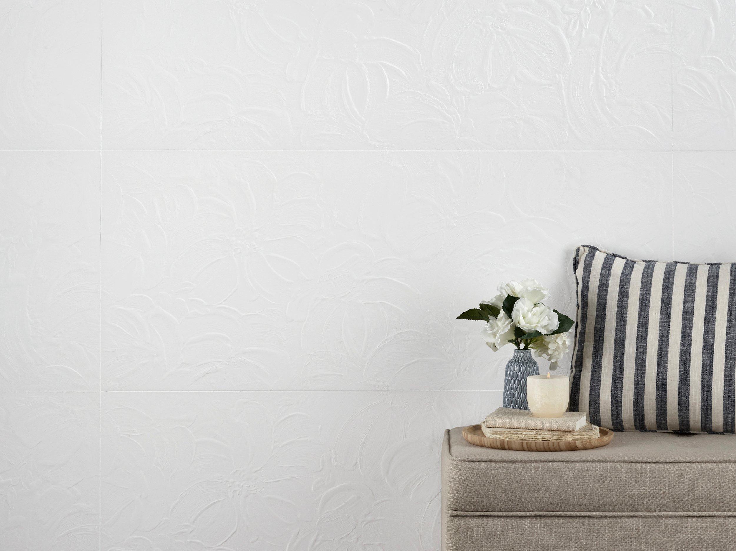Hana Blanca Floral Wall Tile