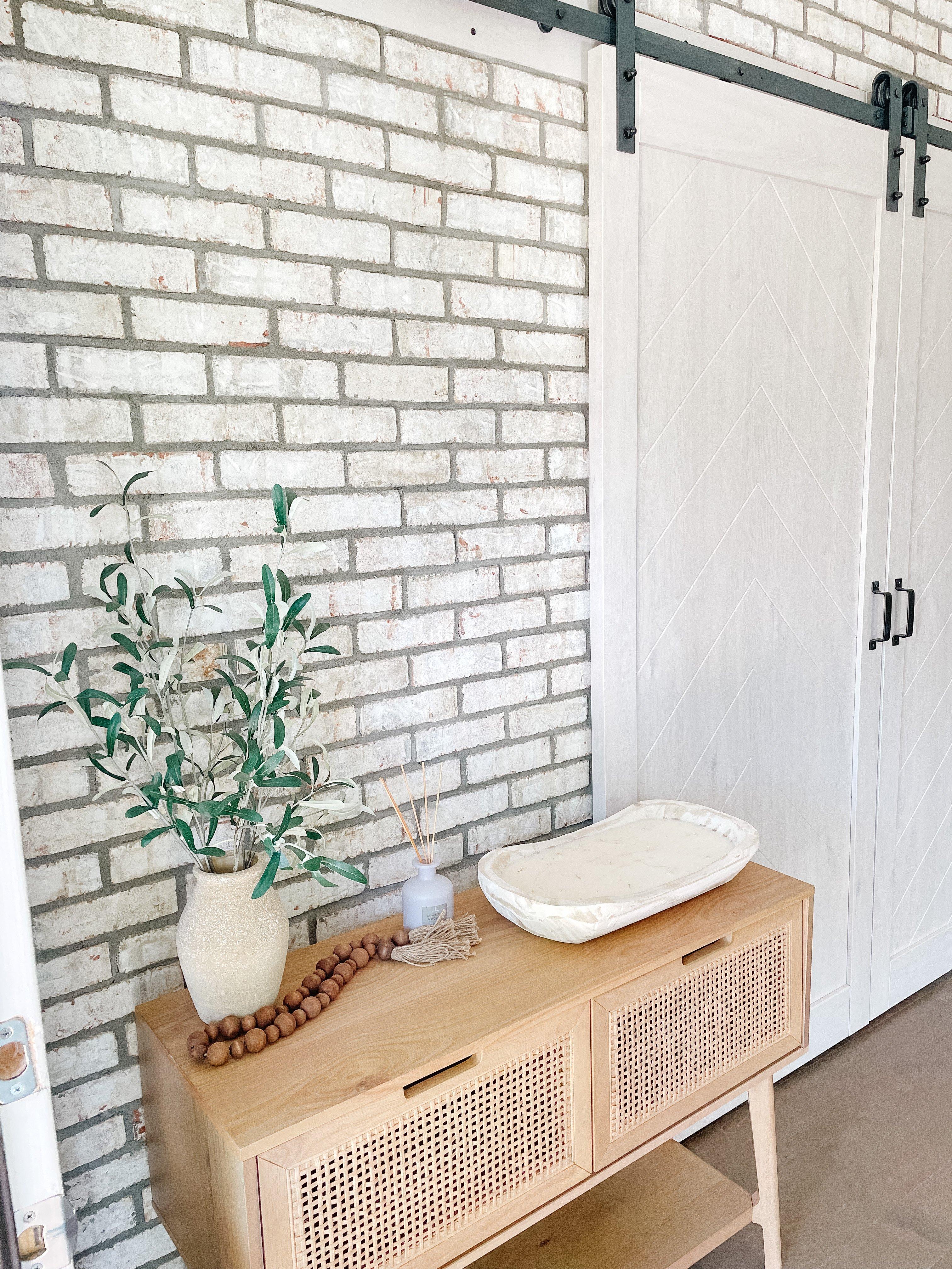 Glacier Bay Thin Brick Panel