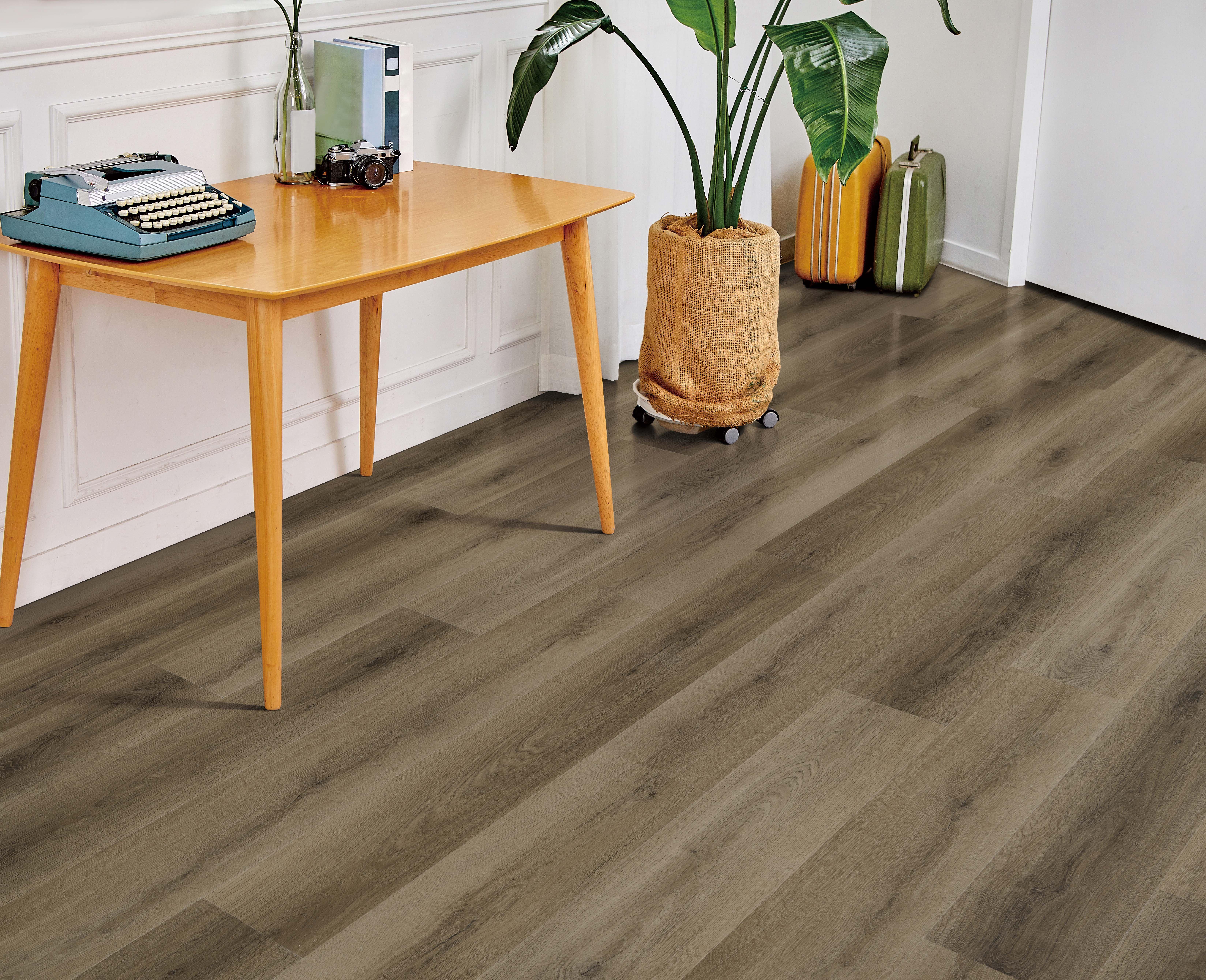 Everwood Falls Waterproof Rigid Core Luxury Vinyl Plank - Cork Pad