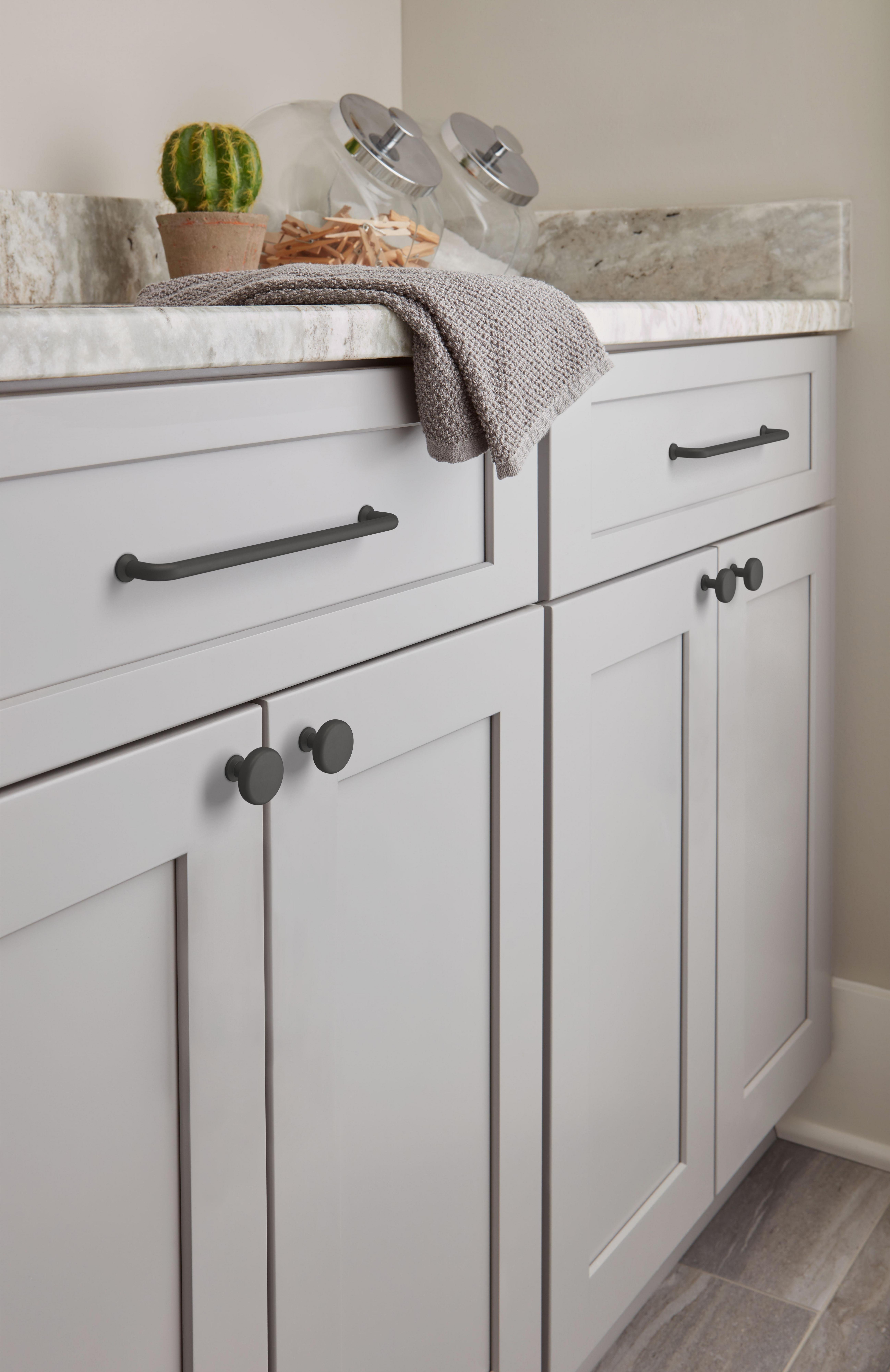 Factor Cabinet Pull