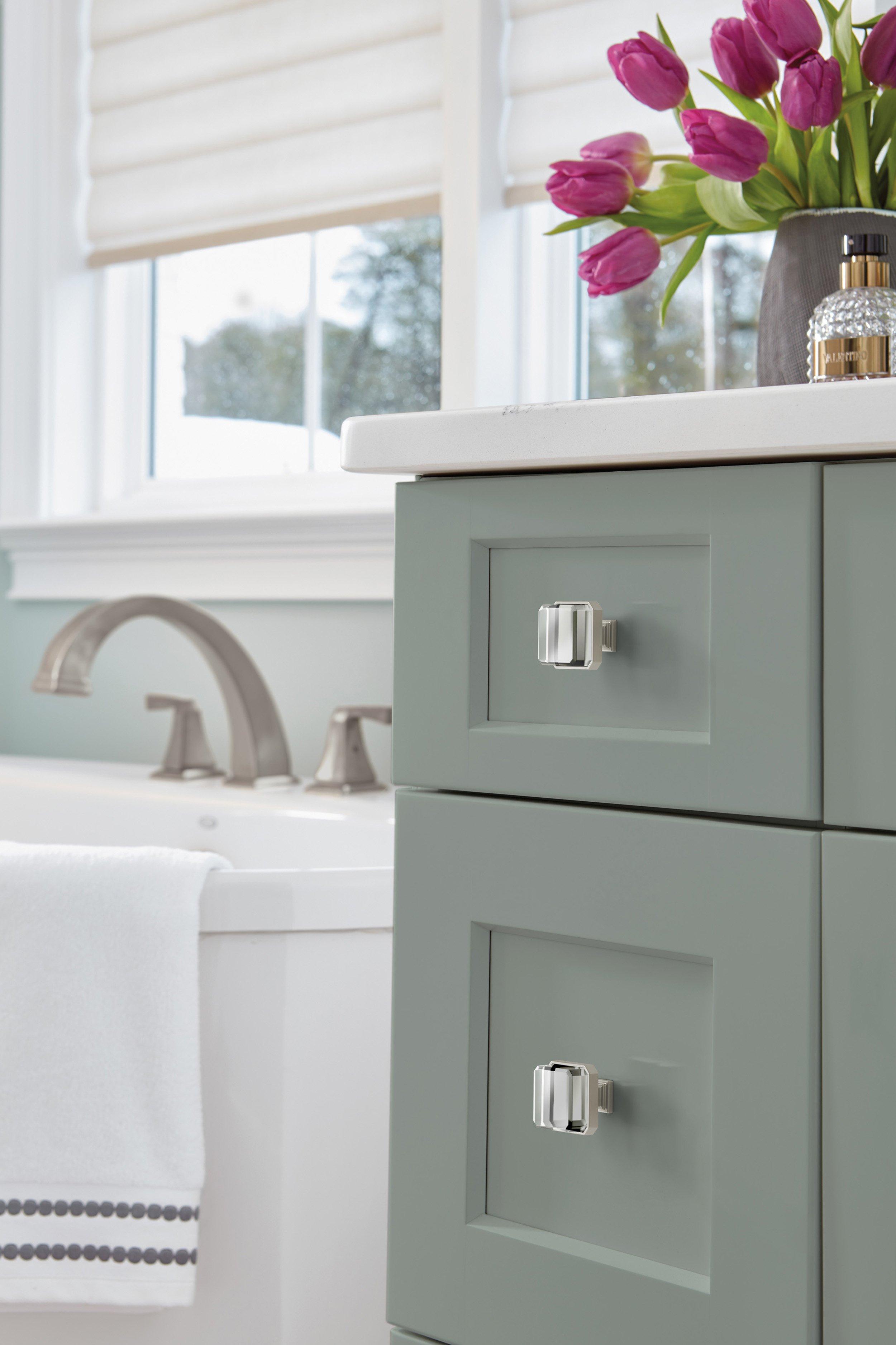 Glacio 1-3/8 in. Clear and Satin Nickel Cabinet Knob