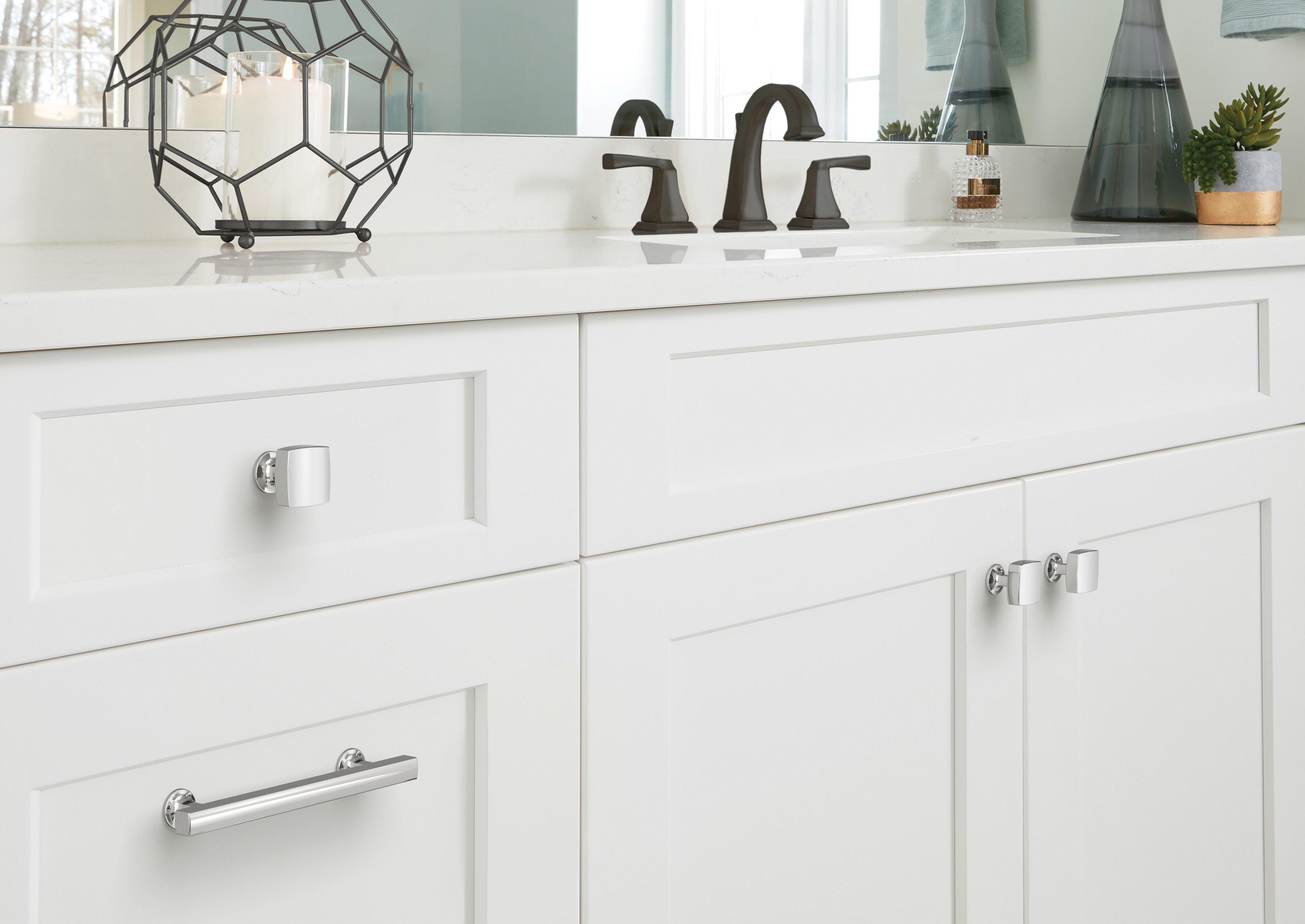 Everett 1-1/4 in. Polished Chrome Cabinet Knob