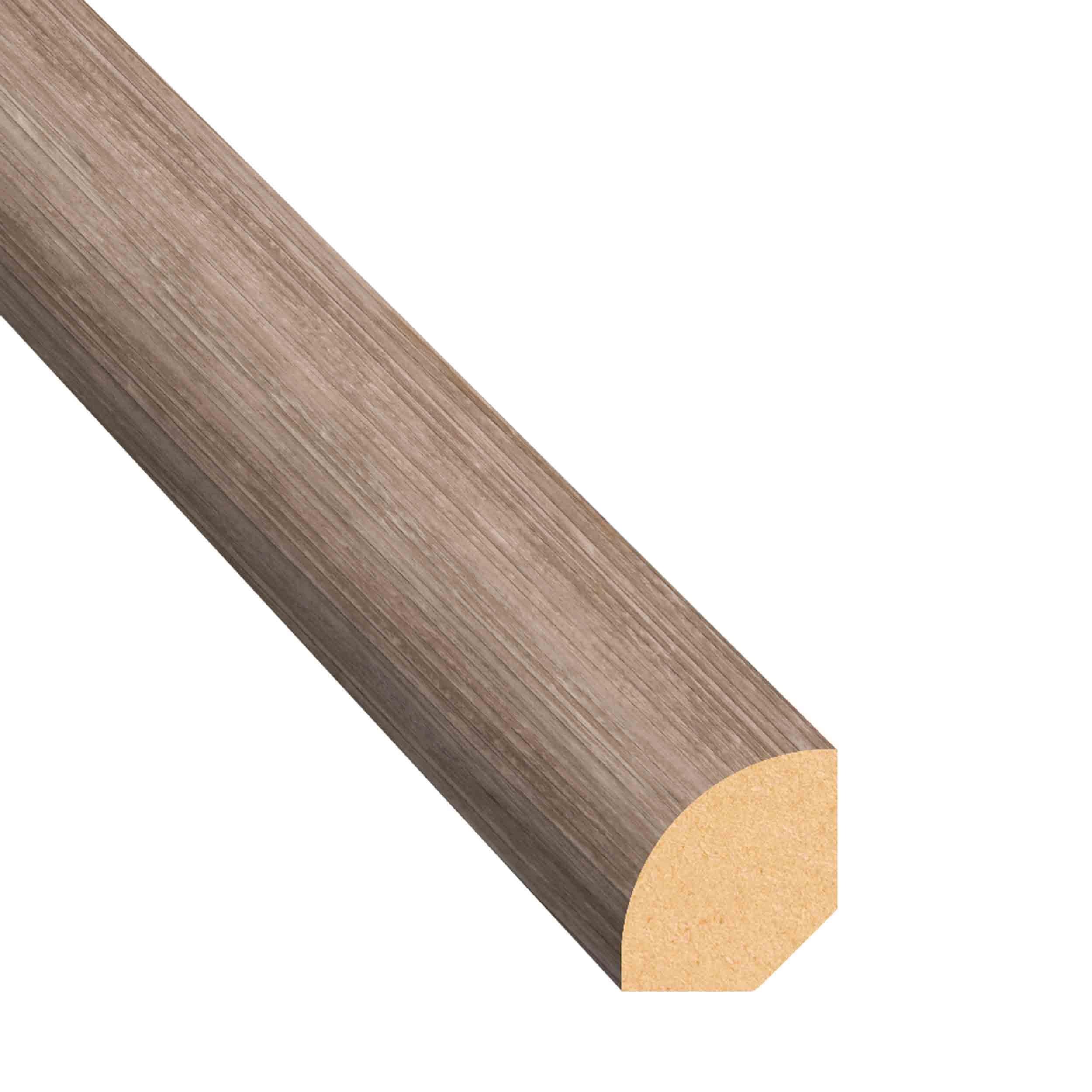 Mountain White 94in. Vinyl Quarter Round