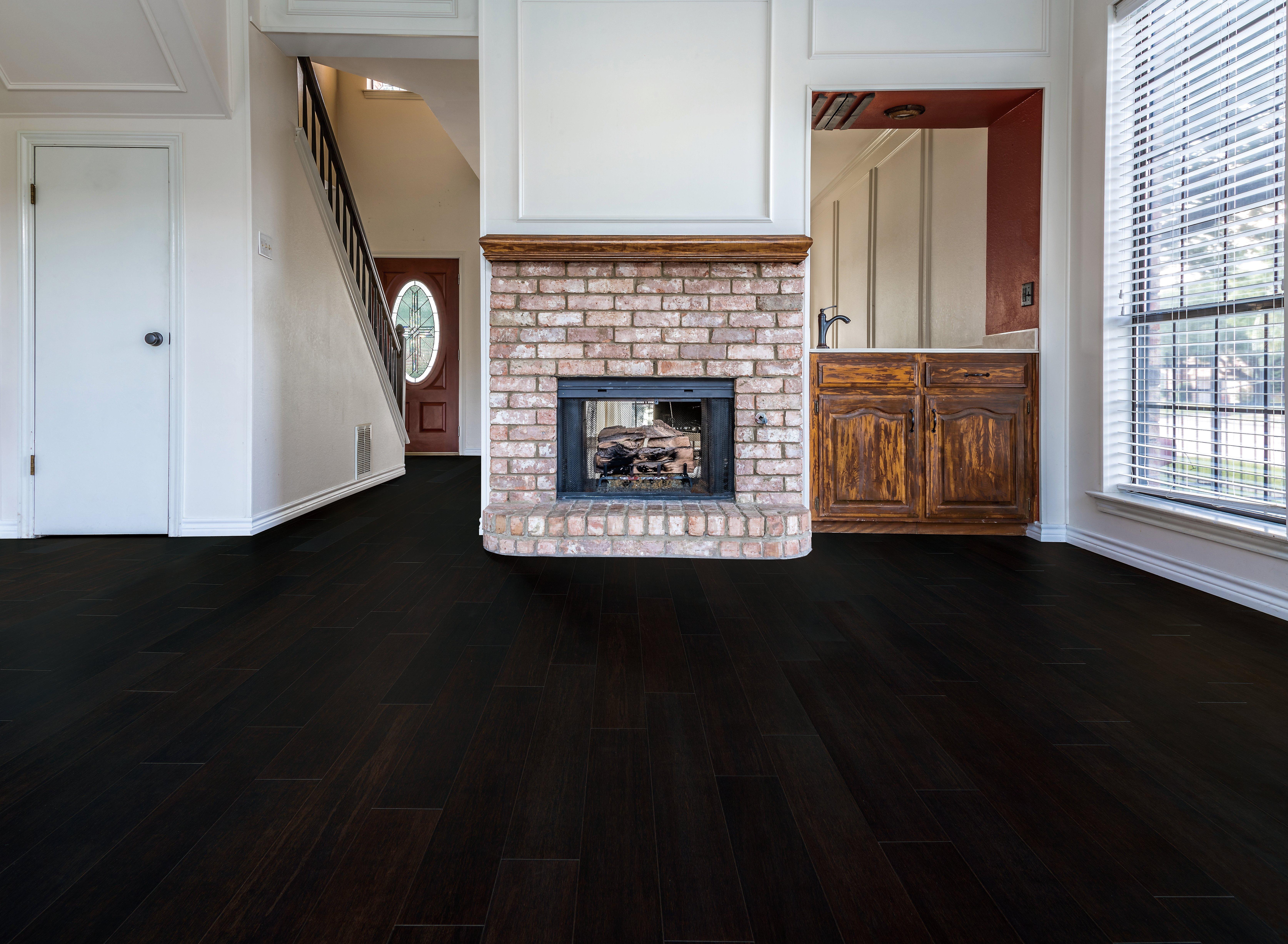 Noir Smooth Engineered Stranded Bamboo