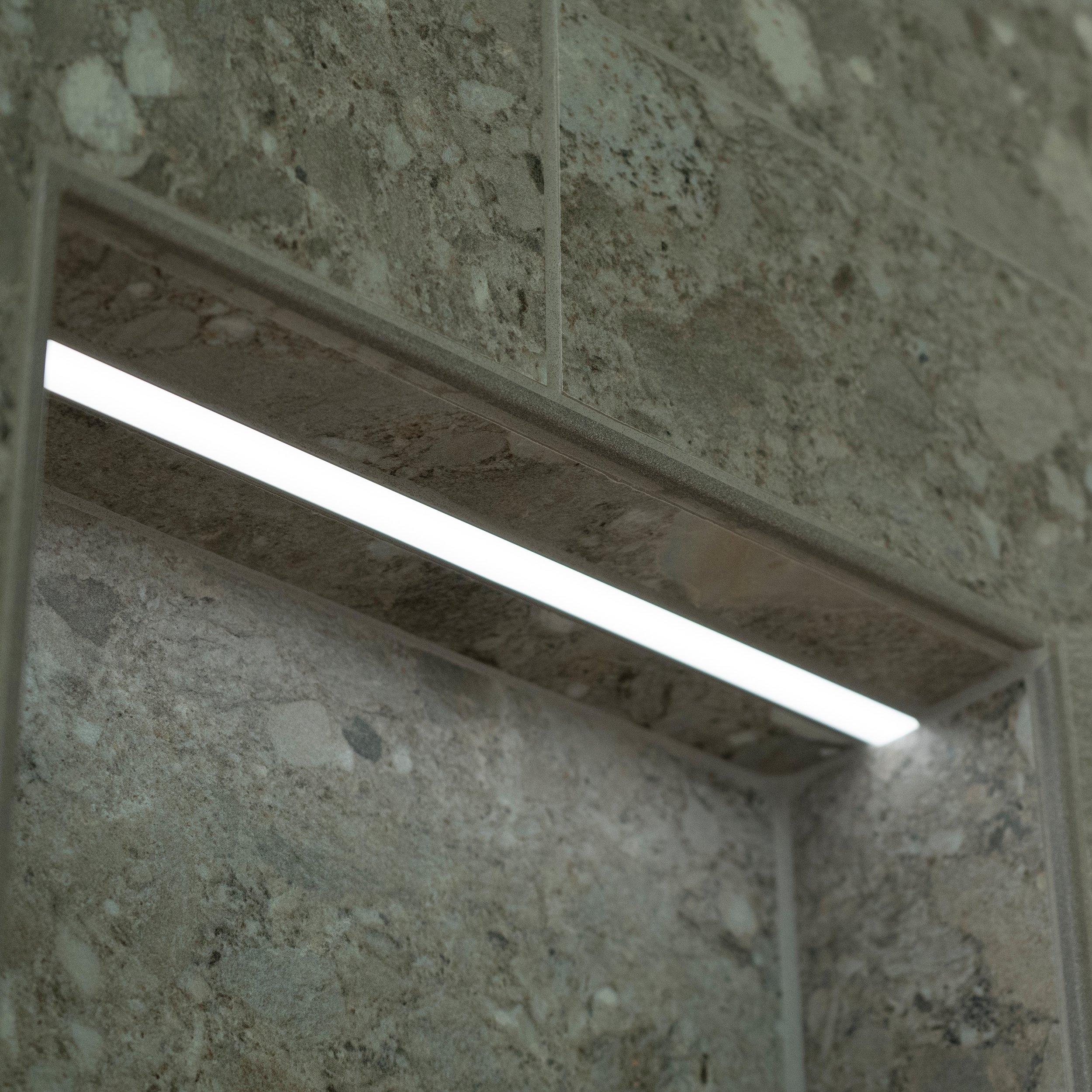 Schluter Liprotec 12x28 Niche