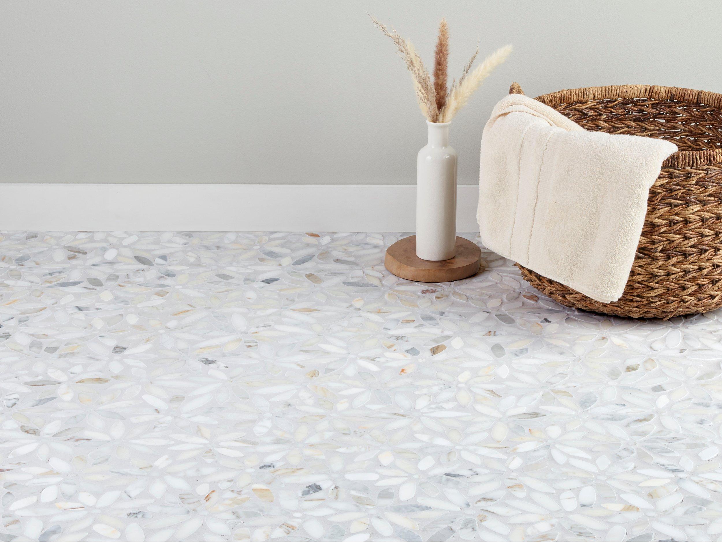 Calacatta Fiore II Honed Pebble Mosaic