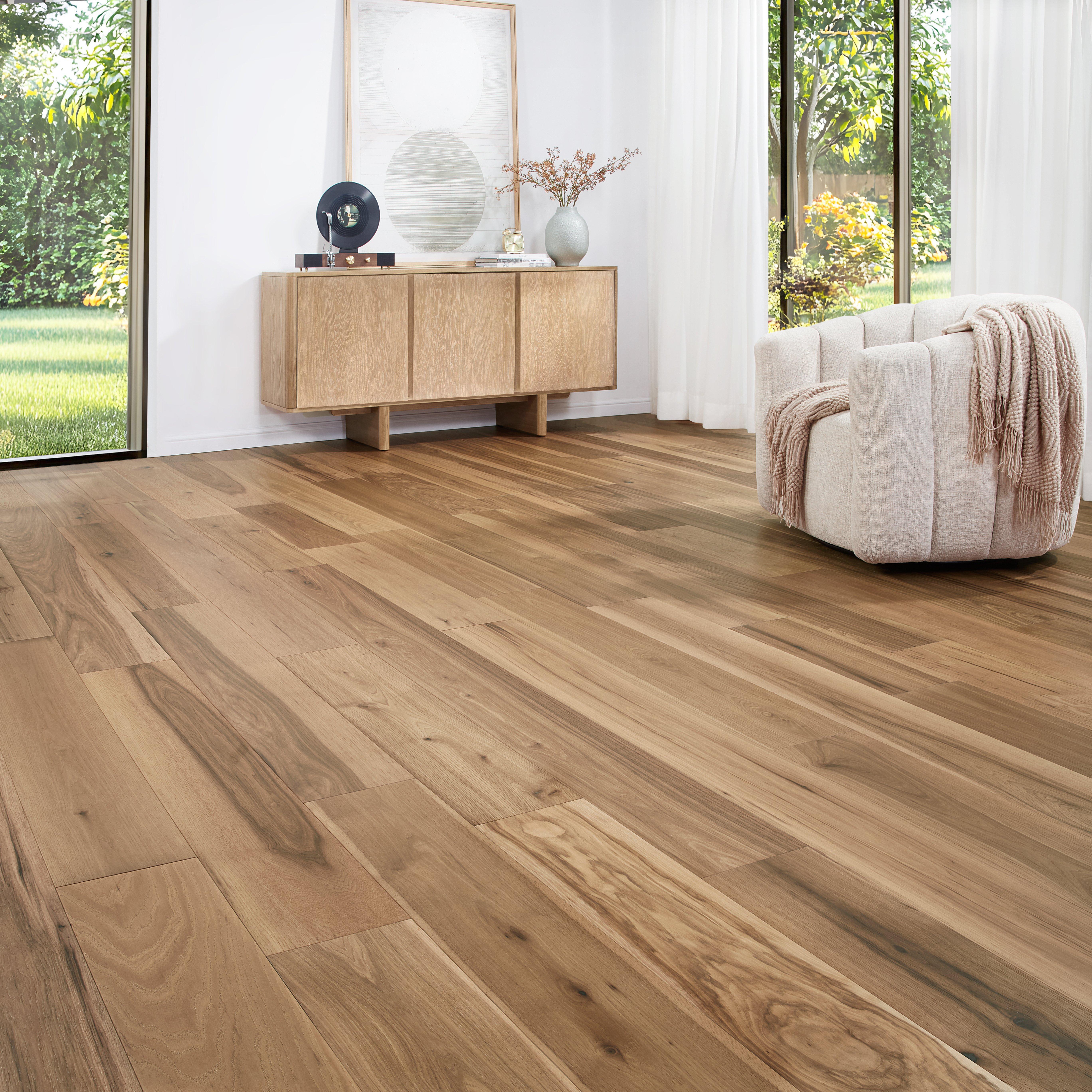 Nutmeg Hickory Wire Brushed Engineered Hardwood