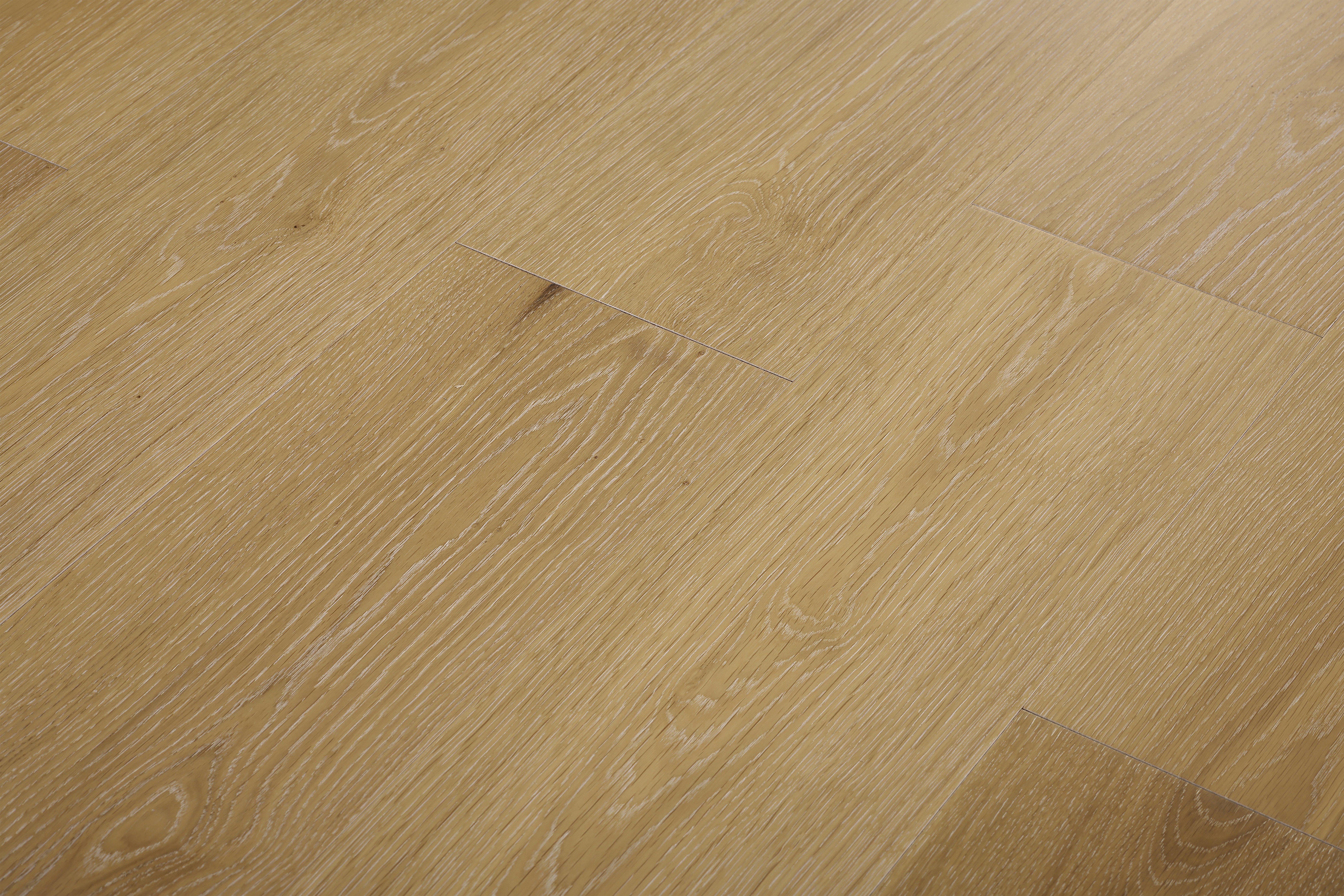 Chelsea White Oak Wire Brushed Engineered Hardwood