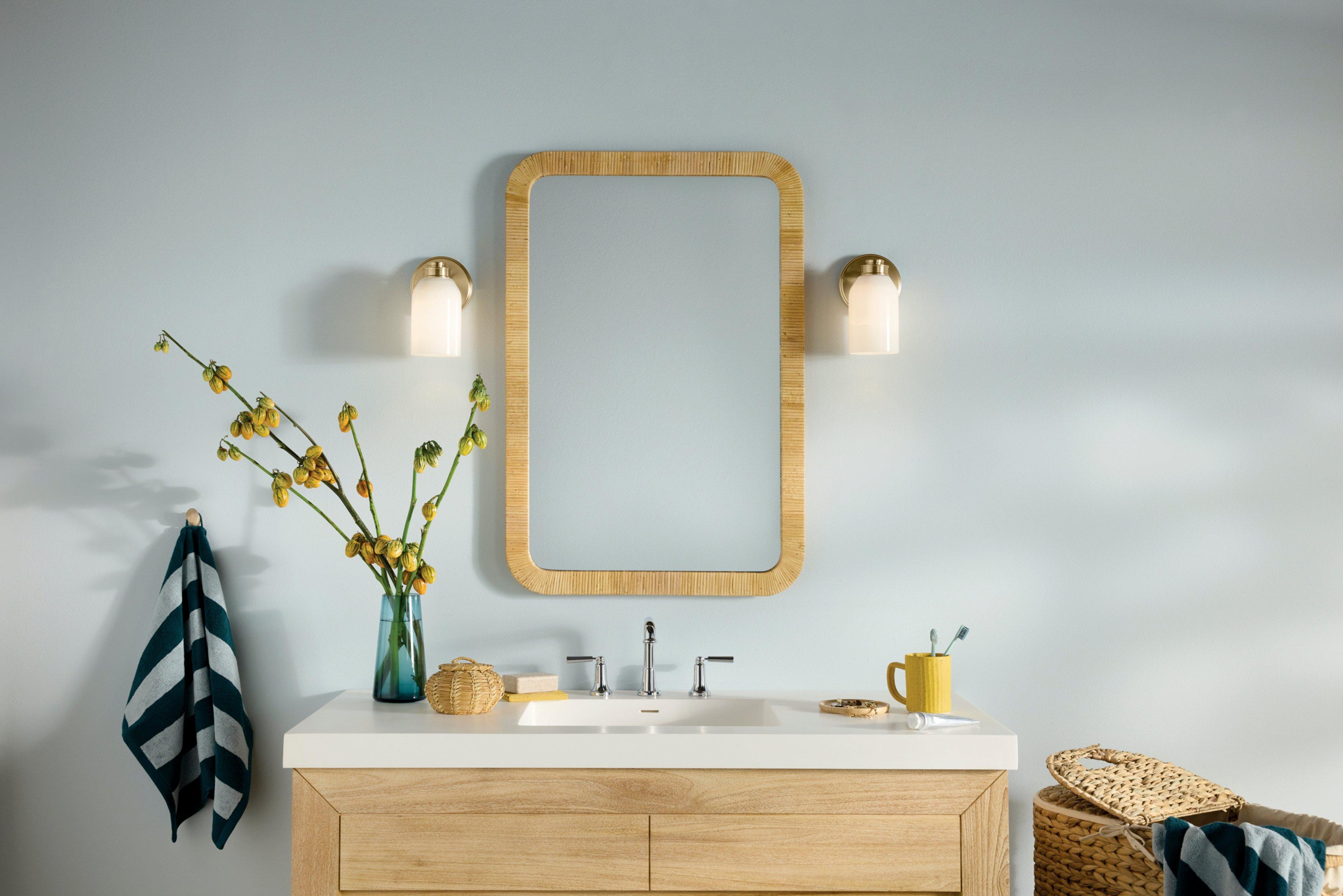 Shae Brushed Gold Single Sconce